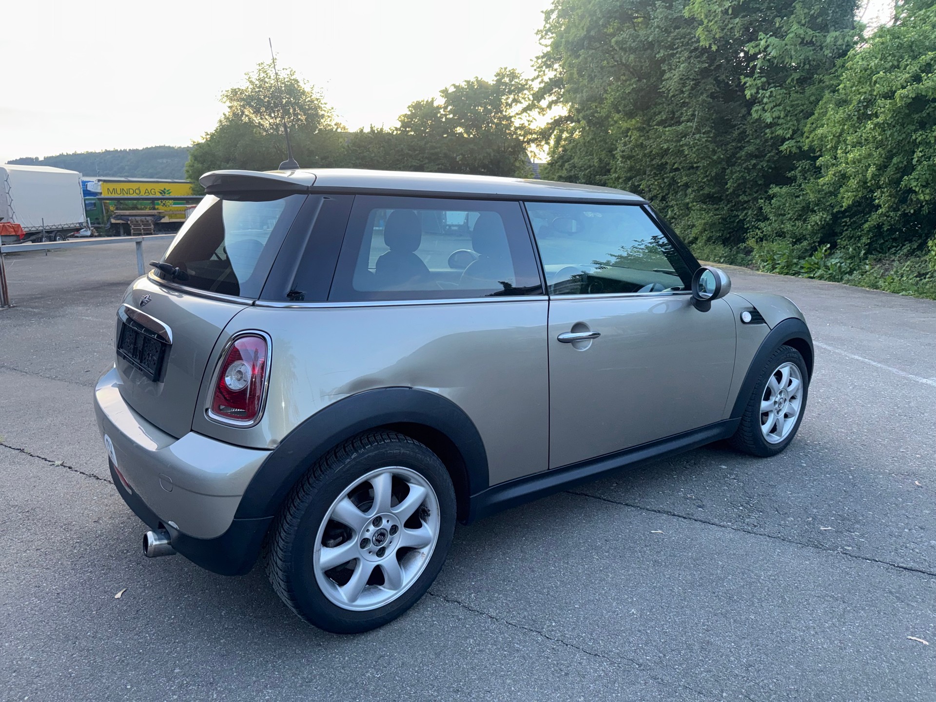 MINI Cooper-image-3