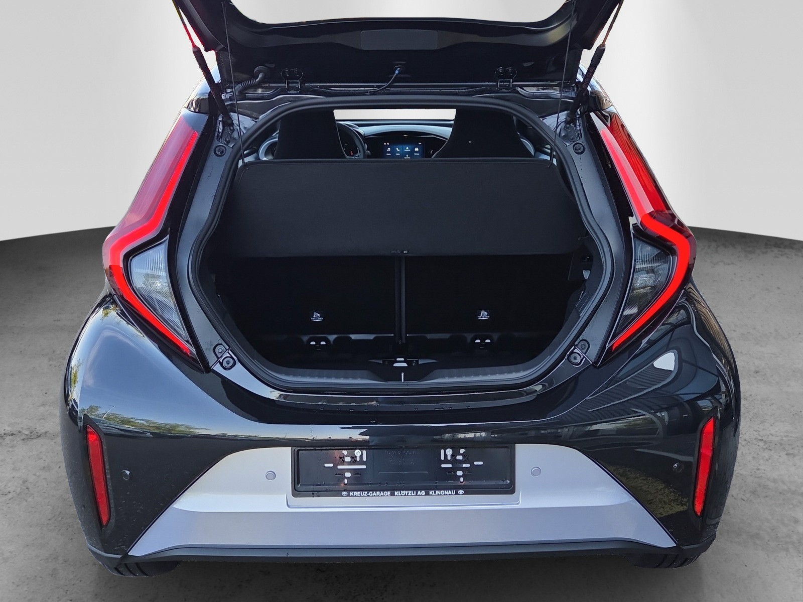 TOYOTA Aygo X 1.5 Trend e-CVT-image-8