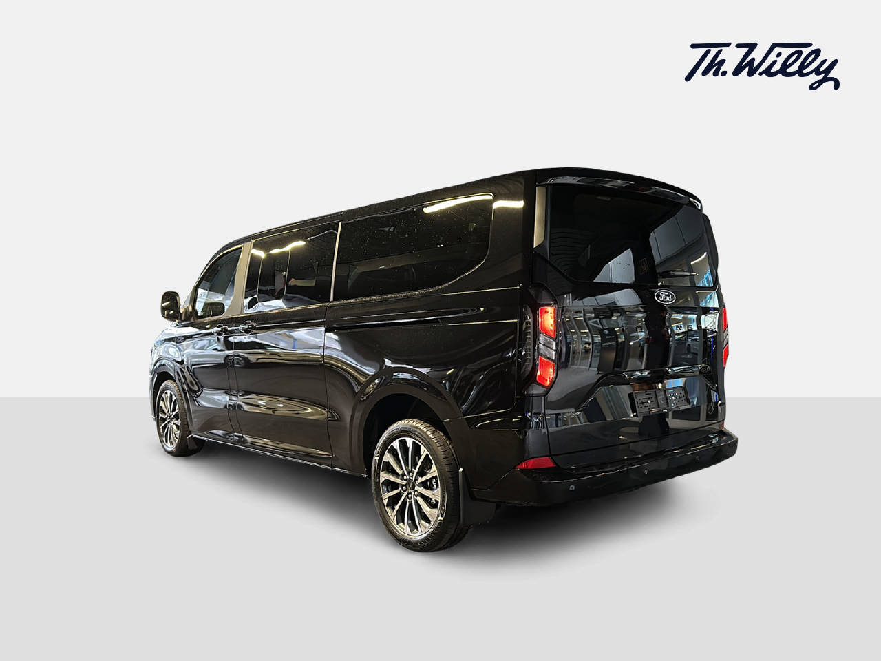 FORD Tourneo Custom 340 L1 2.5 Duratec 233 Titanium X PHEV-showroom-element-2