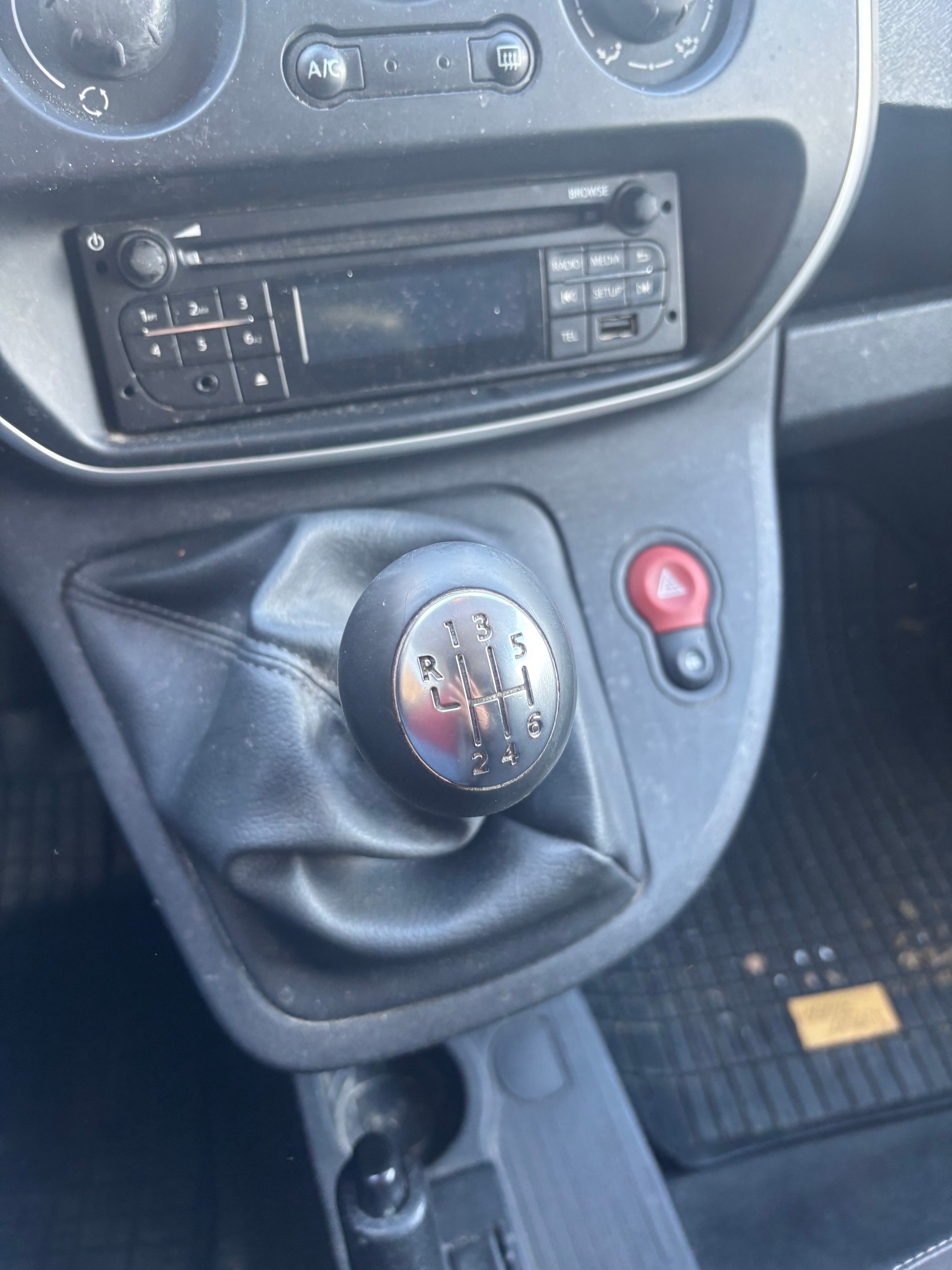 RENAULT Kangoo Medium dCi 110 Business-image-8