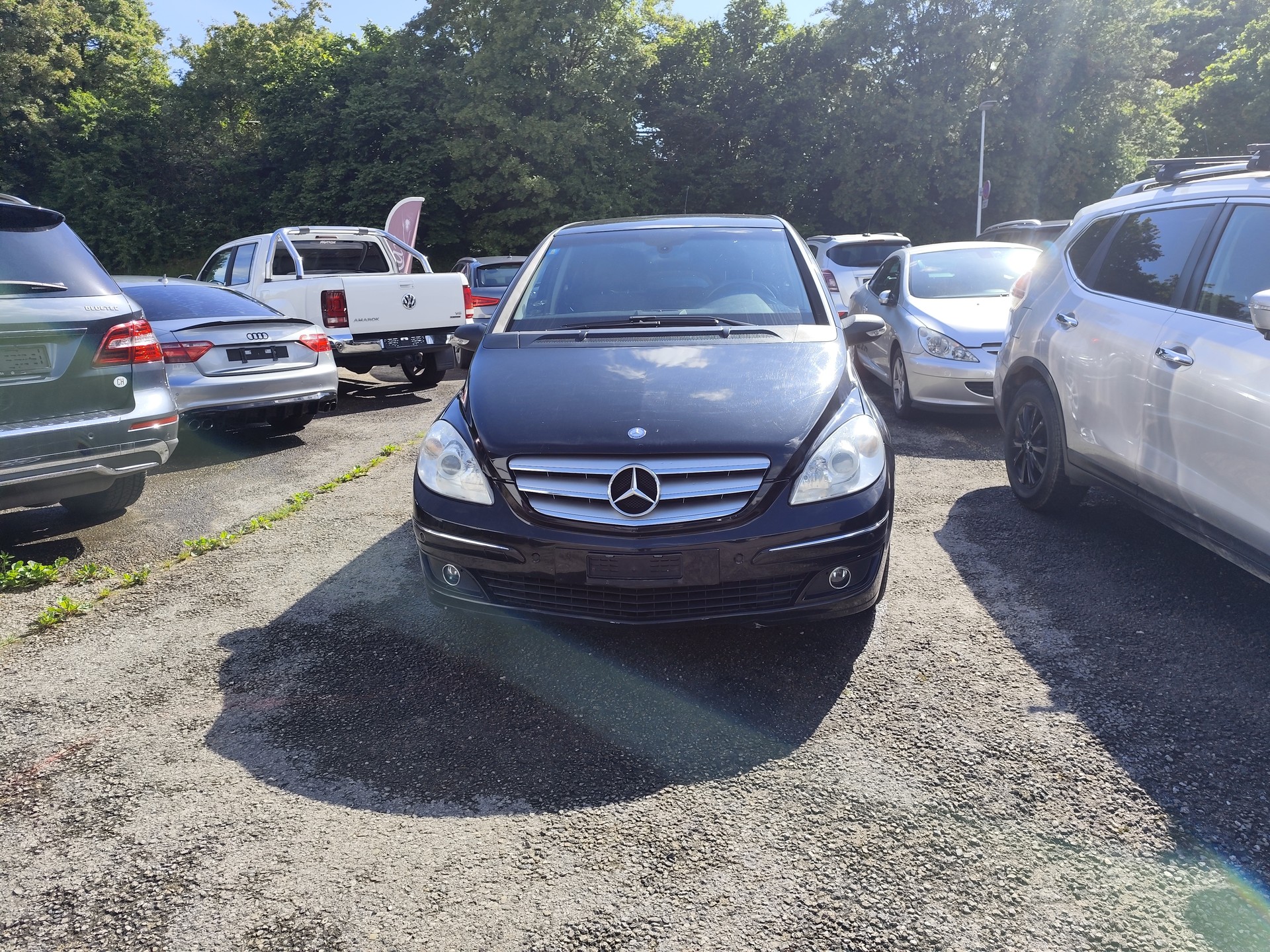 MERCEDES-BENZ B 200