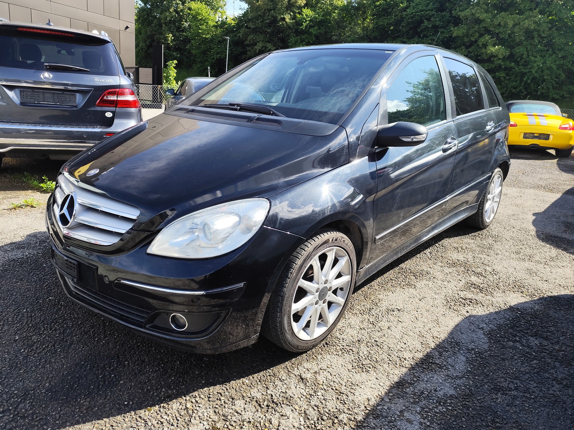 MERCEDES-BENZ B 200-image-2