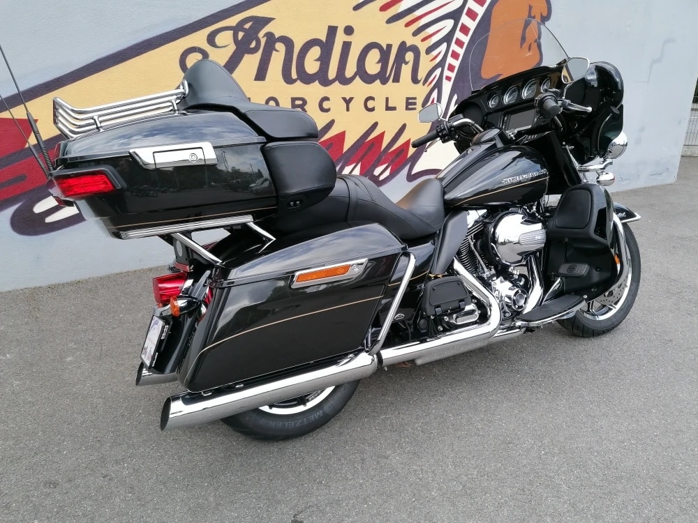 HARLEY-DAVIDSON FLHTK Electra Glide Ultra Limited-showroom-element-3
