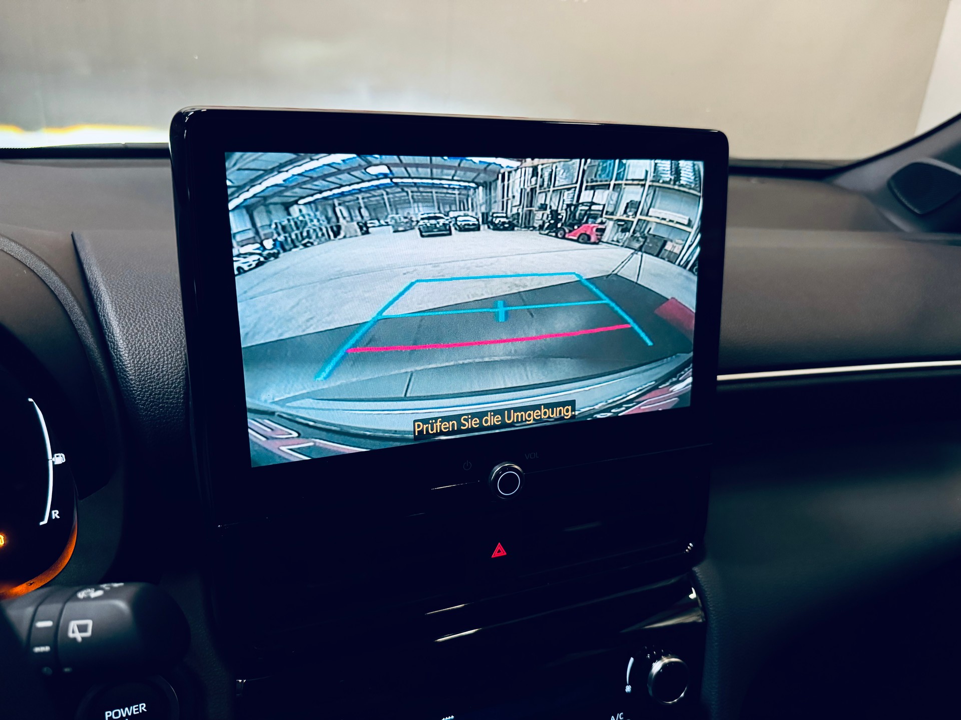 TOYOTA Yaris Cross 1.5 Trend AWDi e-CVT-image-23
