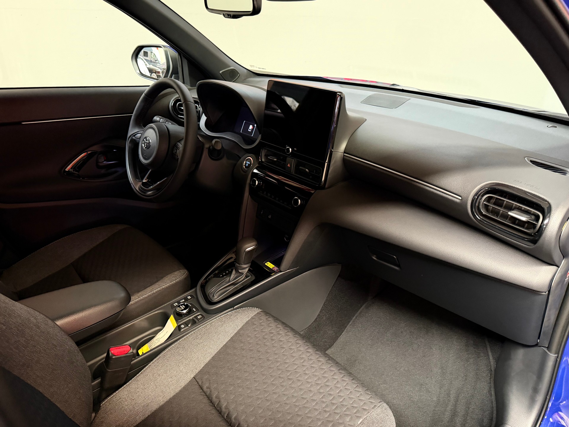 TOYOTA Yaris Cross 1.5 Trend AWDi e-CVT-image-14