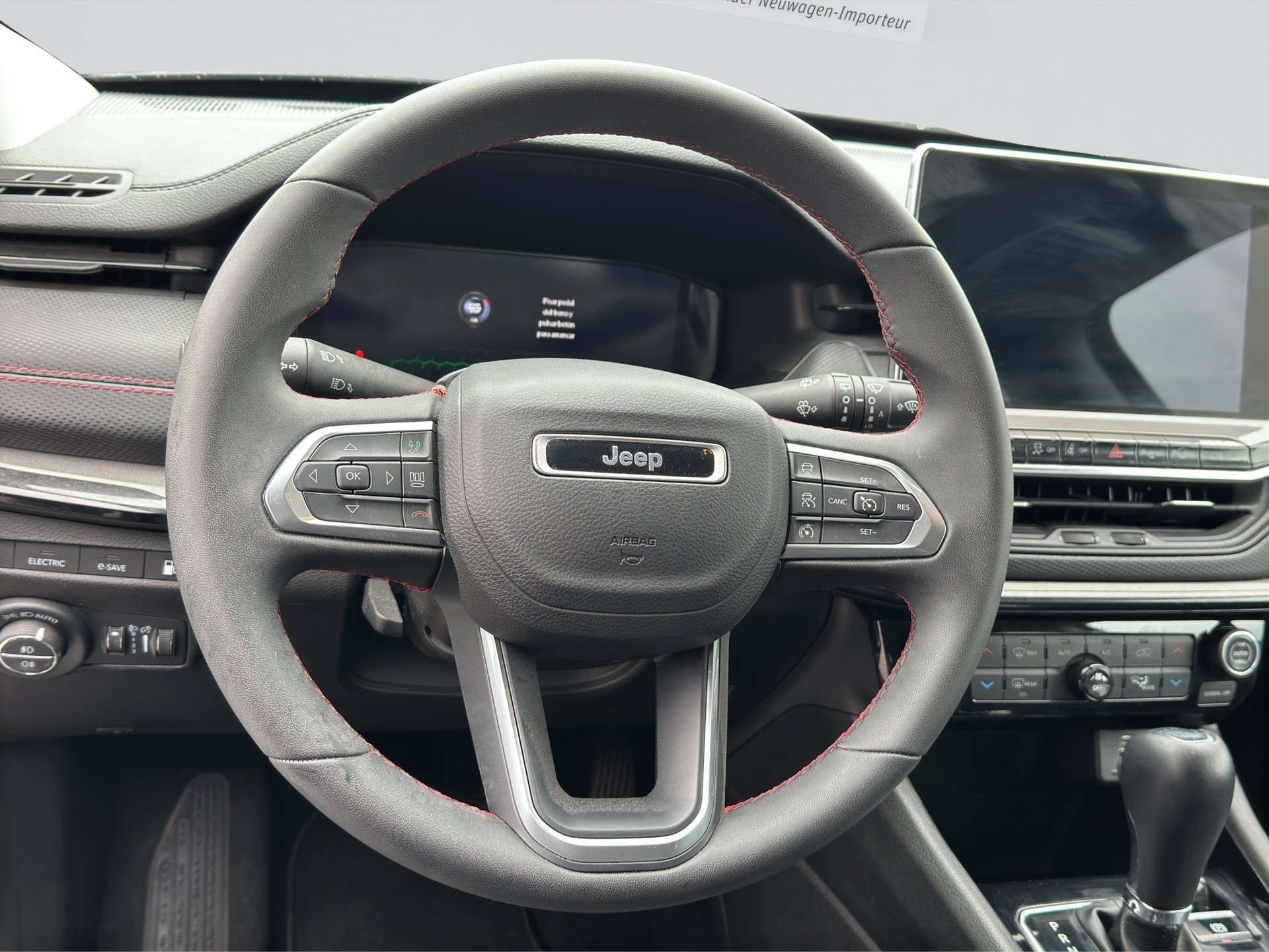 JEEP Compass 1.3 T PHEV Trailhawk AWD-image-10
