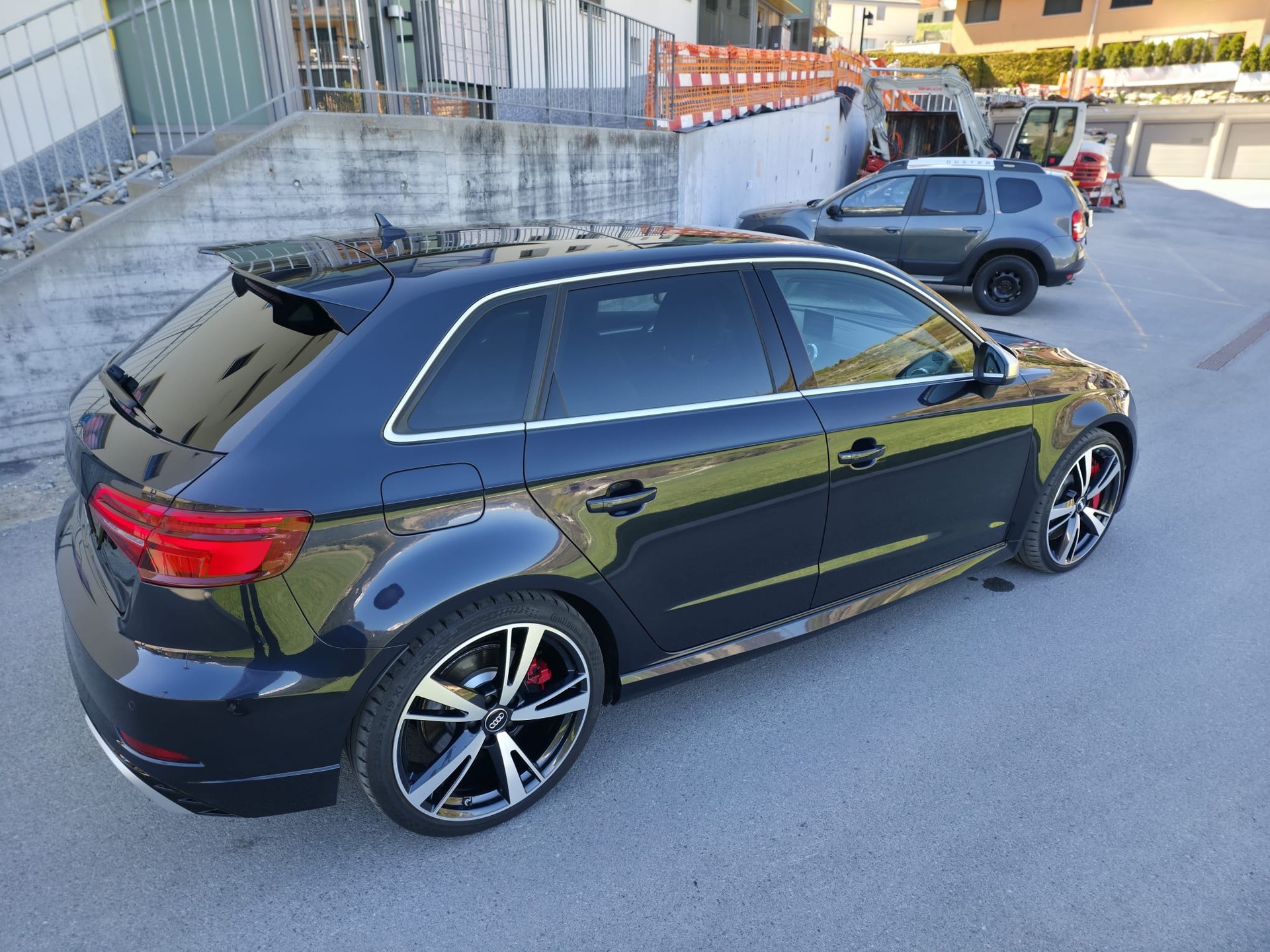AUDI RS3 Sportback 2.5 TSI quattro S-tronic-image-3