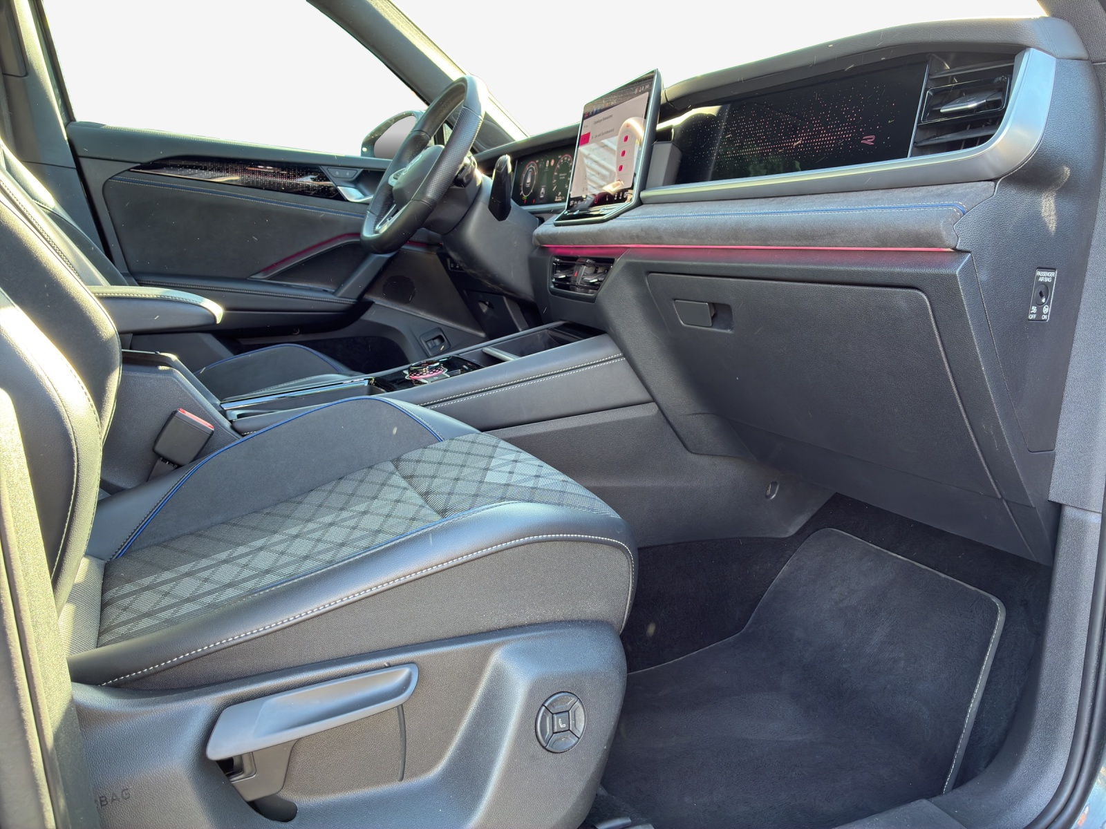 VW Tayron 2.0 TSI R-Line DSG 4Motion-image-14