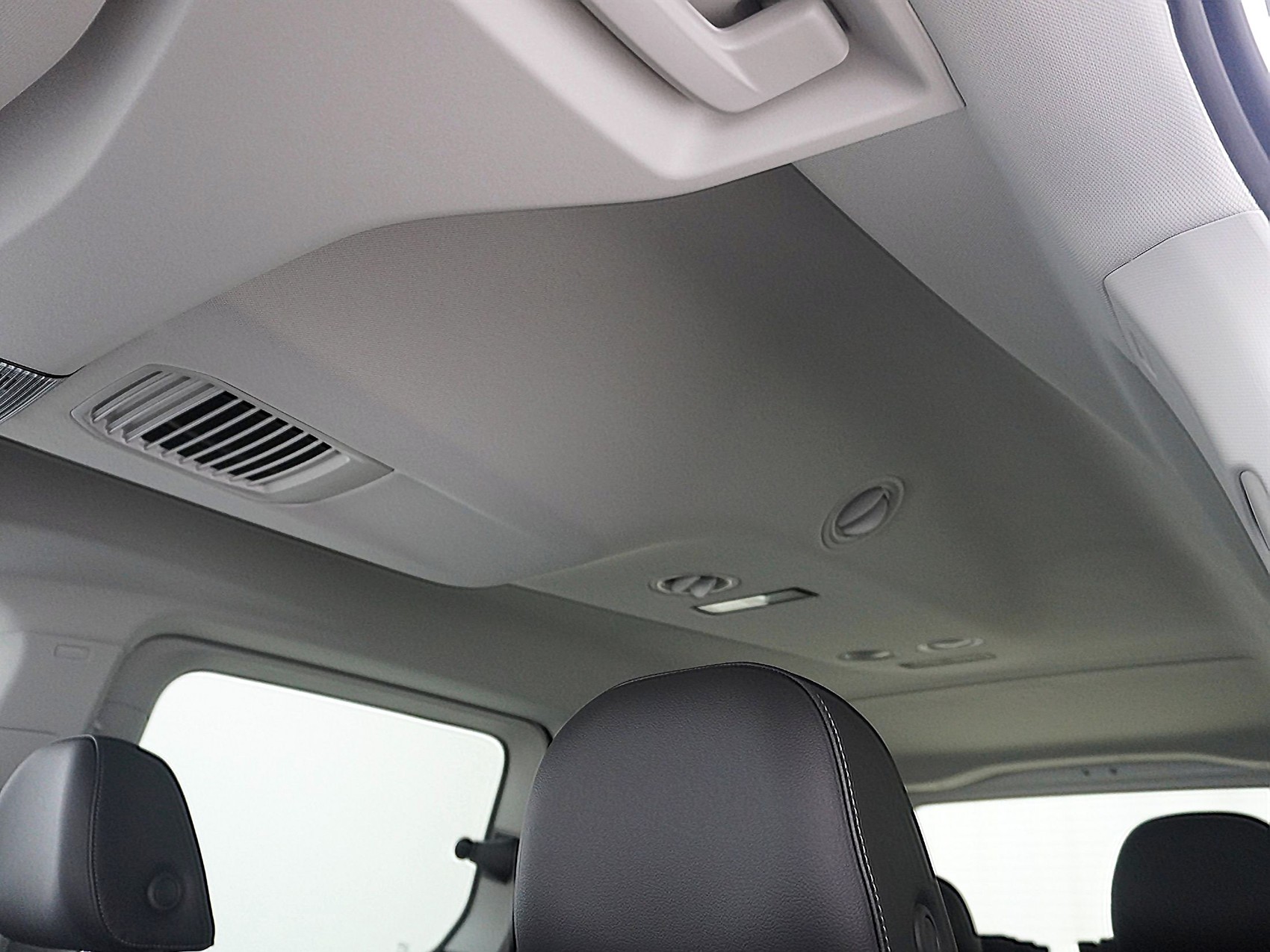 VW Caddy Maxi 1.5 TSI Plug-in-Hybrid Style DSG-image-22