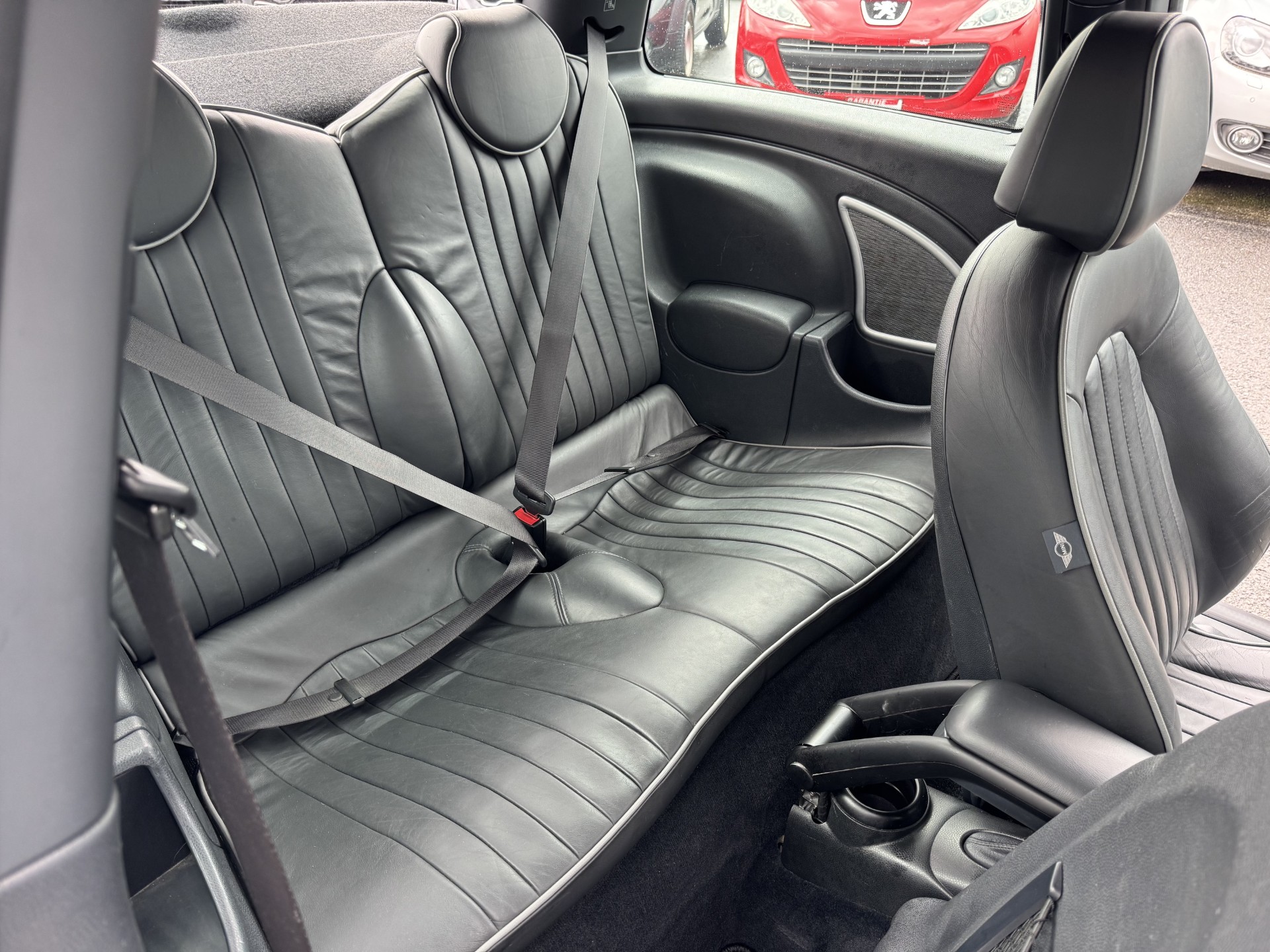 MINI Cooper "Park Lane"-image-11
