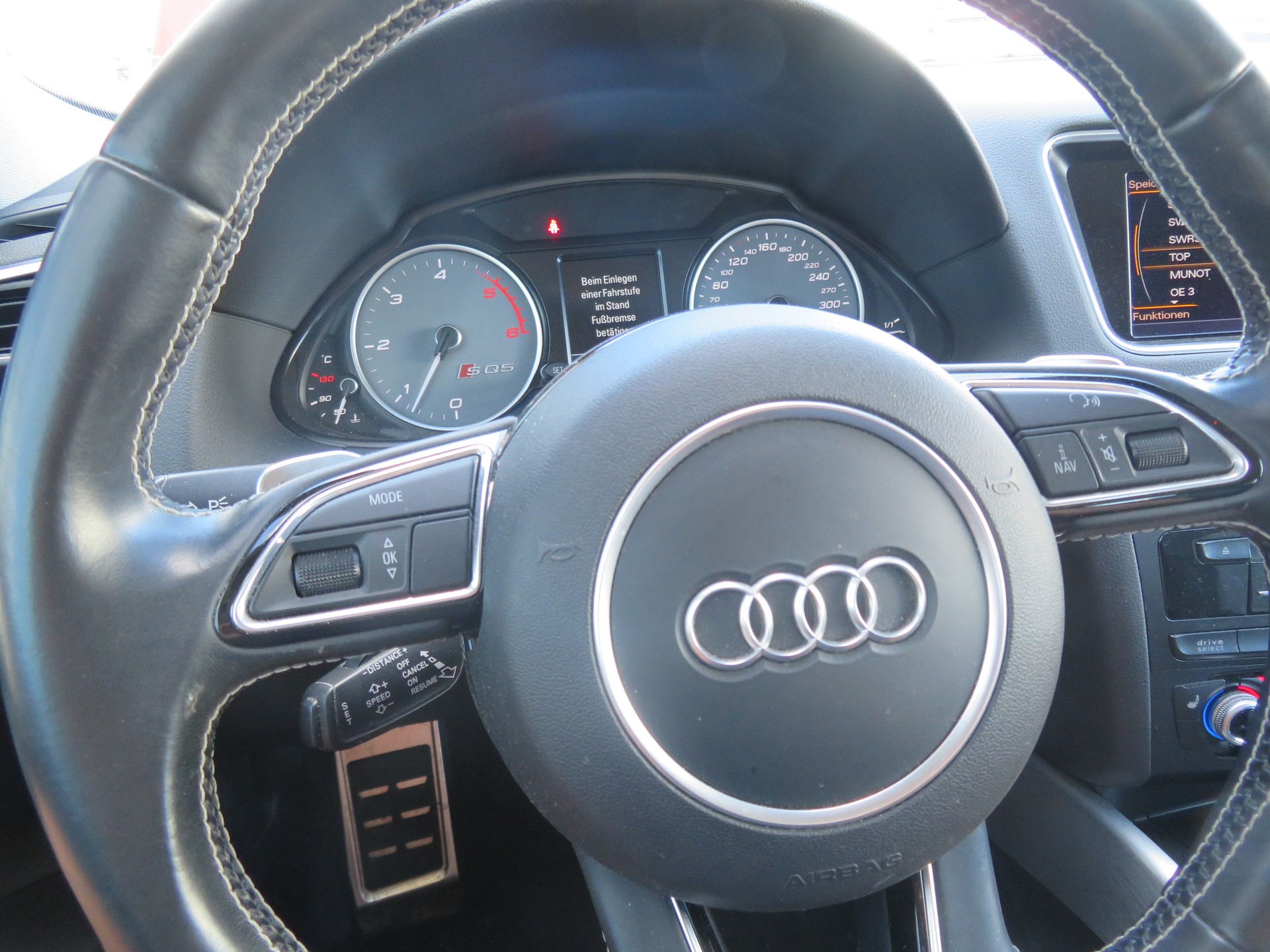 AUDI SQ5 3.0 TDI quattro tiptronic-image-6
