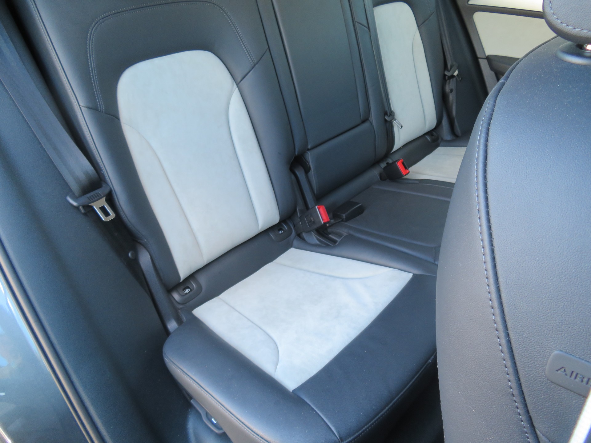 AUDI SQ5 3.0 TDI quattro tiptronic-image-11