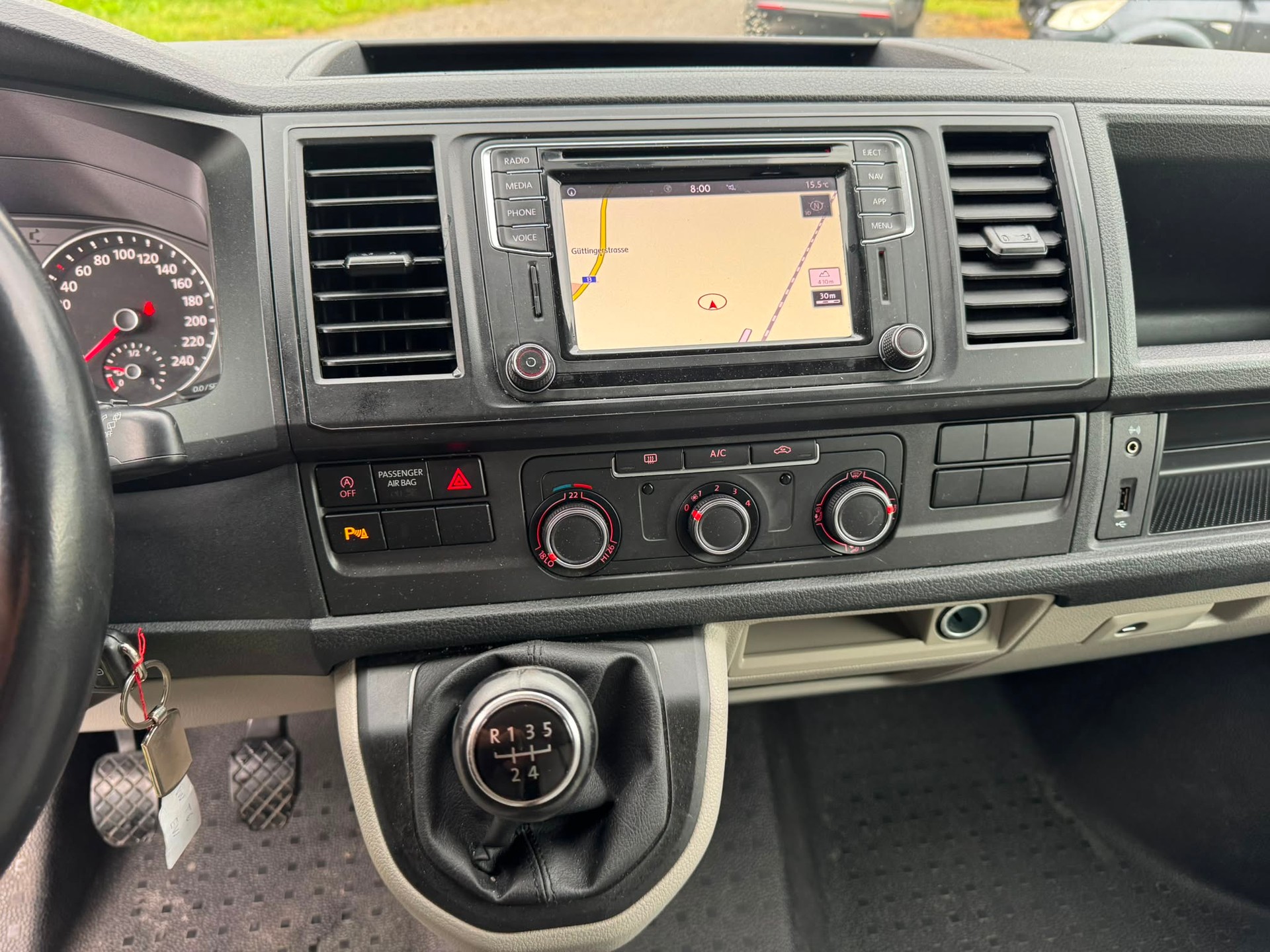 VW T6 2.0 TDI Euro 6-image-13