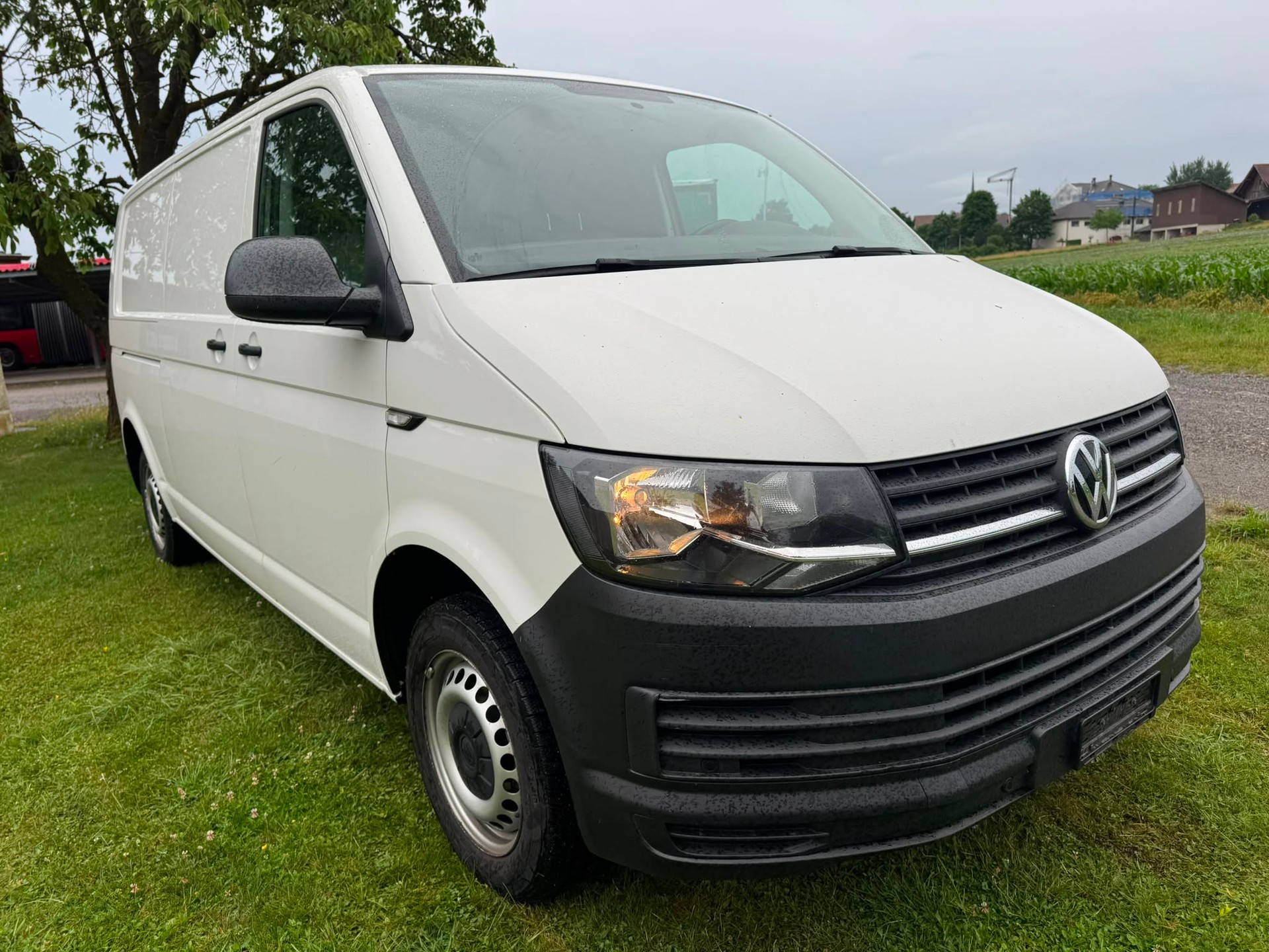 VW T6 2.0 TDI Euro 6-image-2