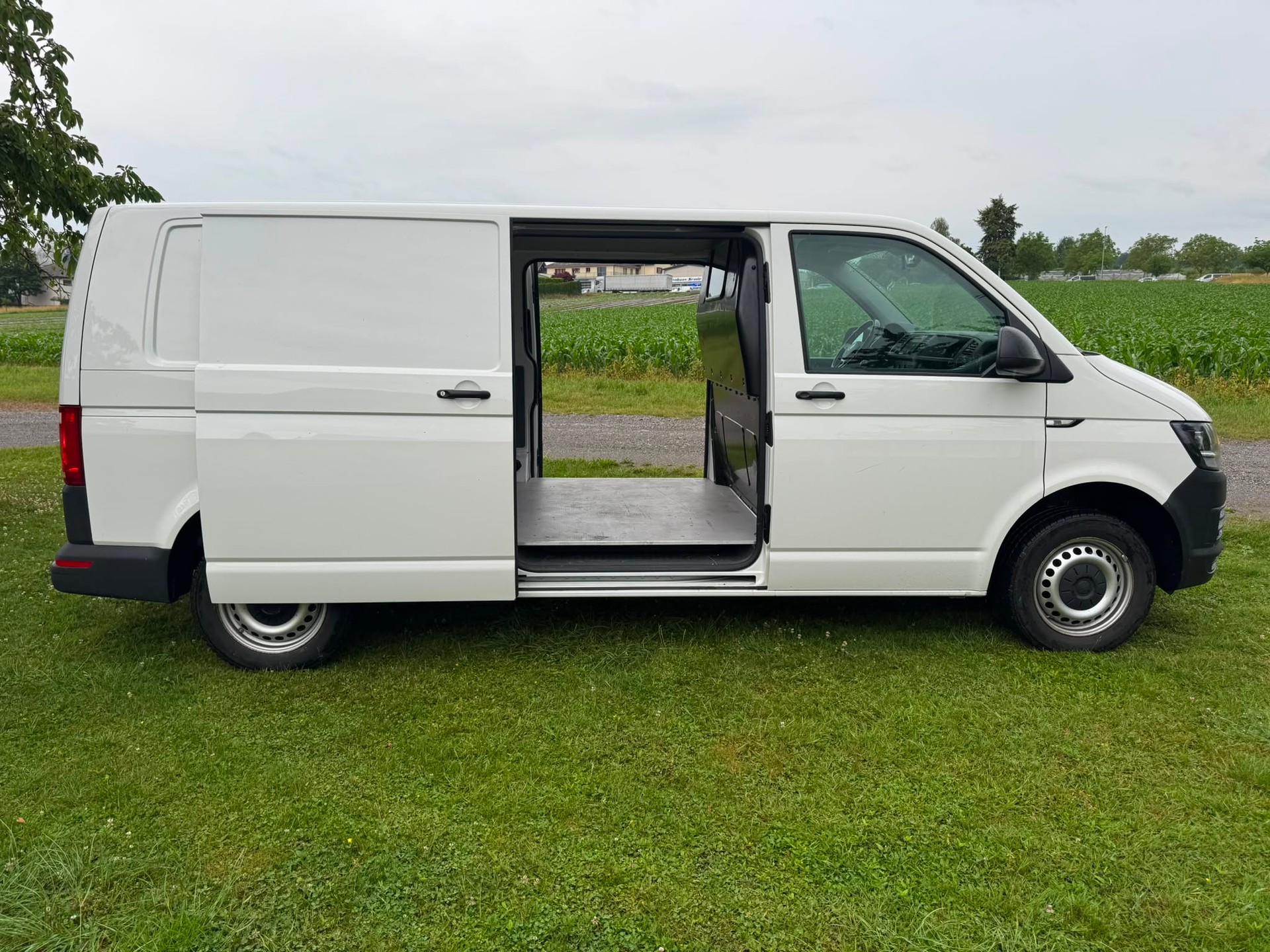 VW T6 2.0 TDI Euro 6-image-5