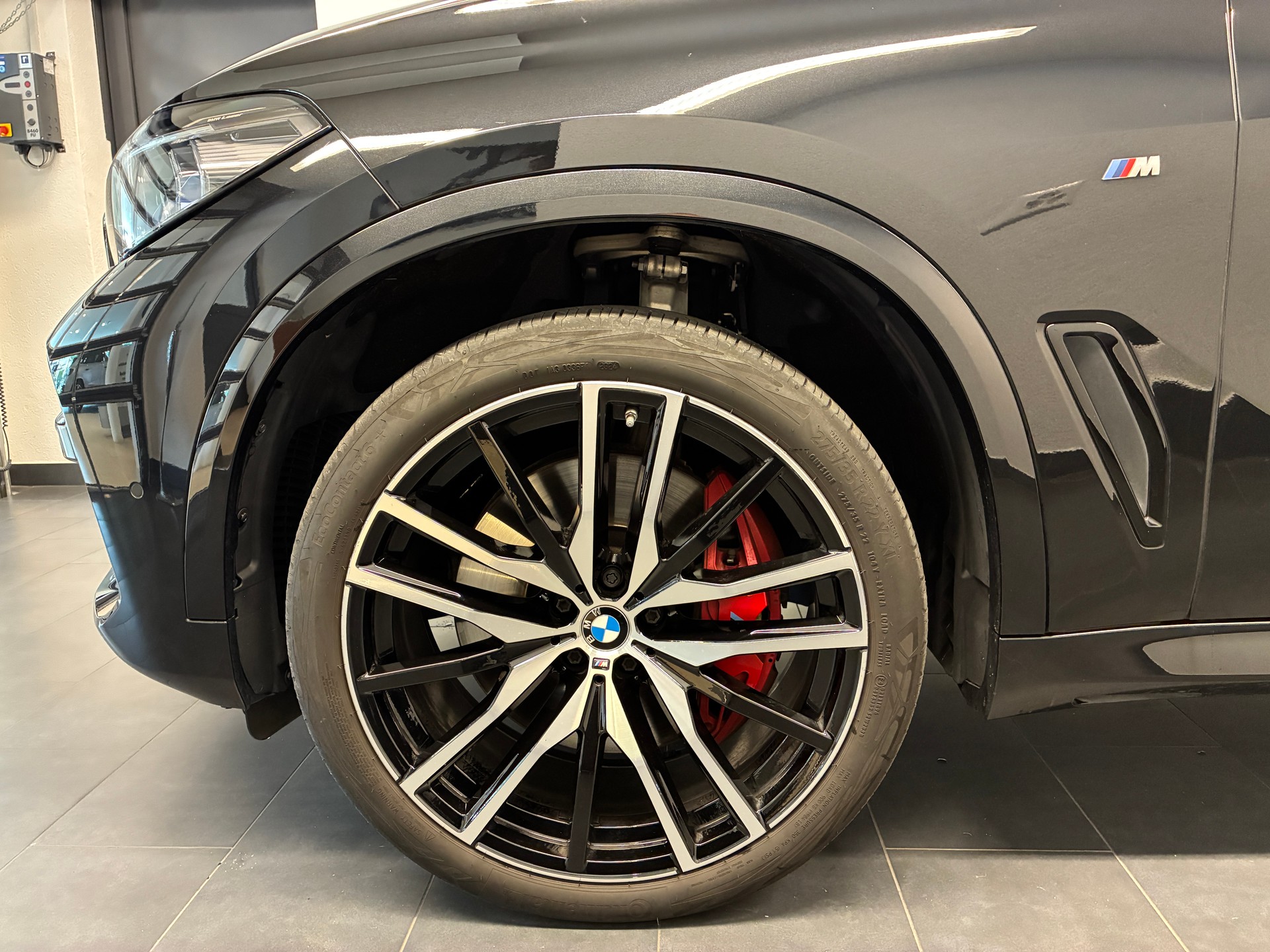BMW X5 40d xDrive SAG-showroom-element-2