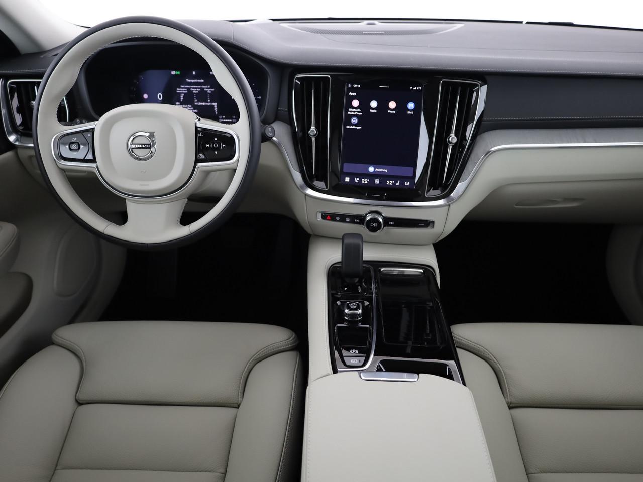 VOLVO V60 2.0 T6 TE Ultra Dark eAWD-image-9