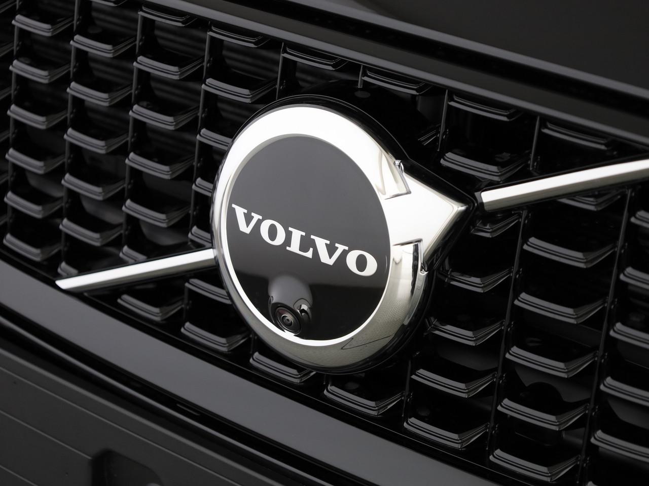 VOLVO V60 2.0 T6 TE Ultra Dark eAWD-image-15