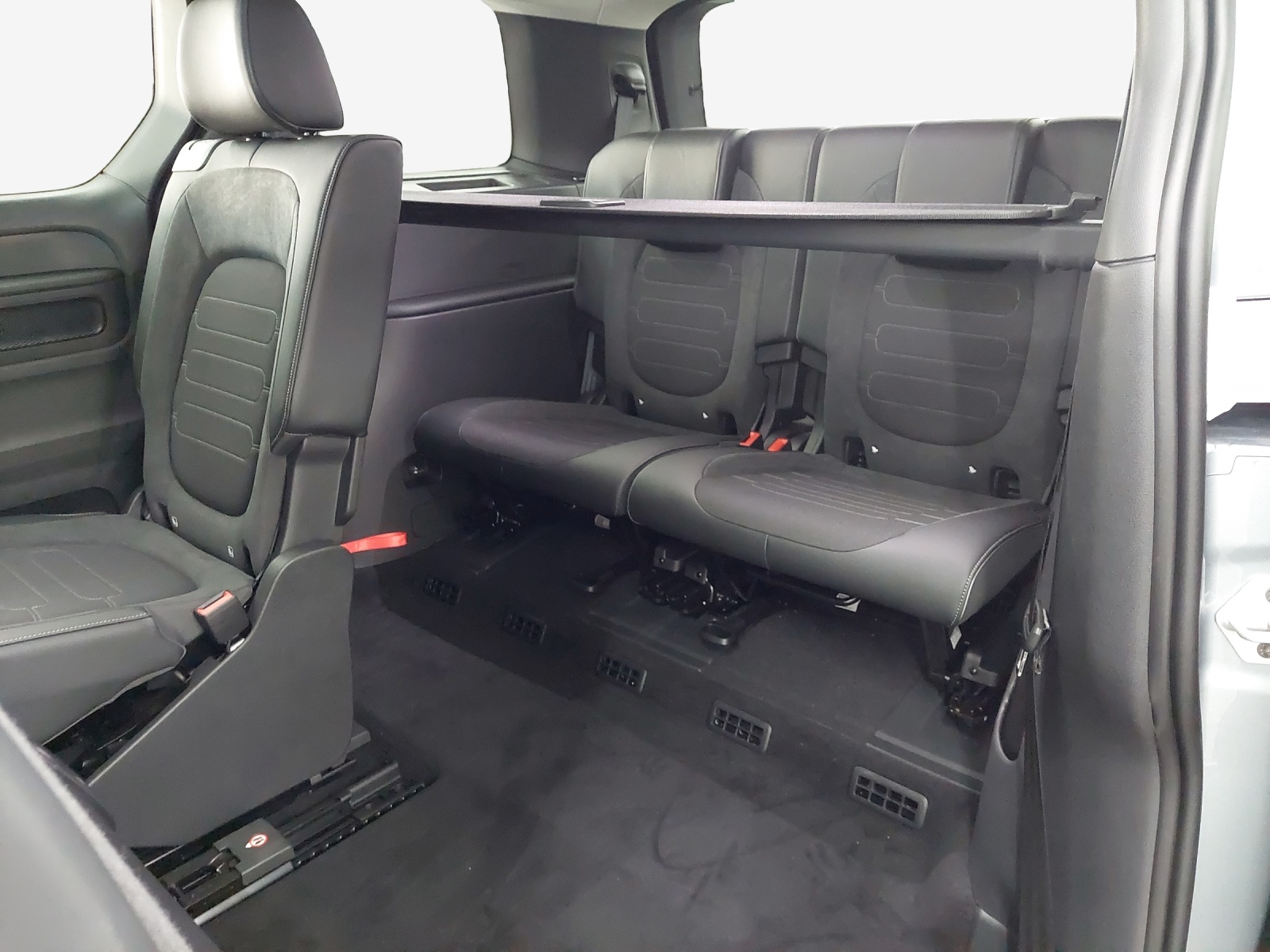 VW ID.Buzz LWB Pro-image-14