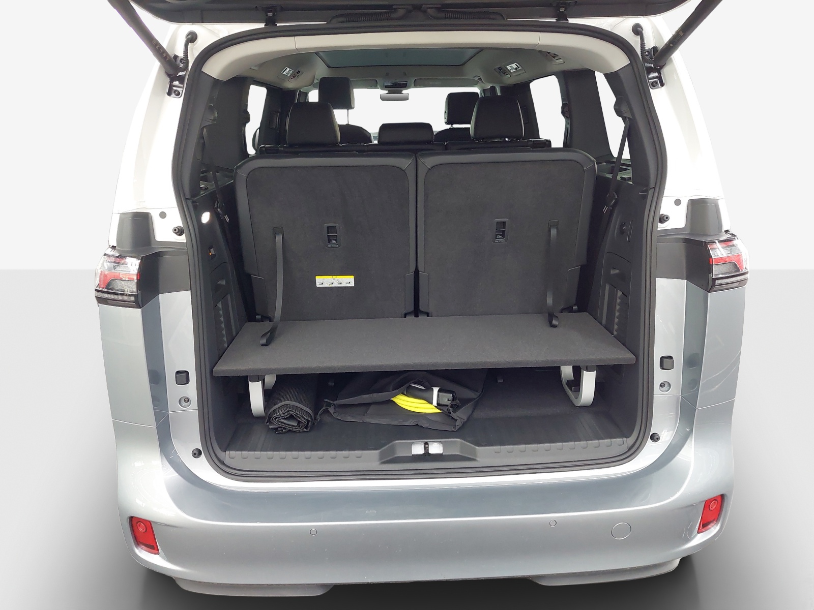 VW ID.Buzz LWB Pro-image-12