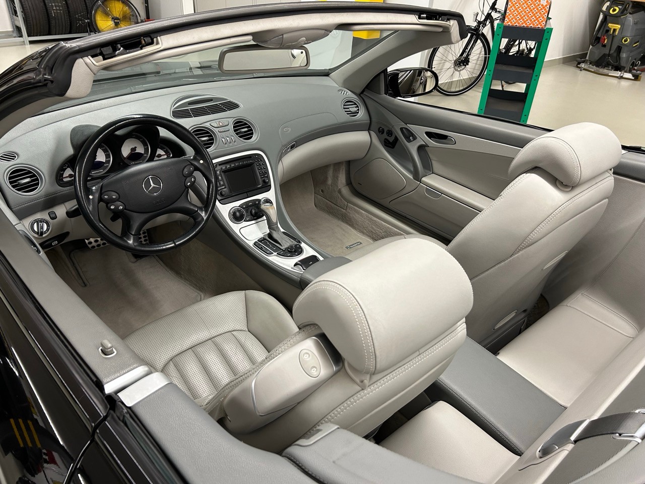 MERCEDES-BENZ SL 55 AMG Automatic-image-9