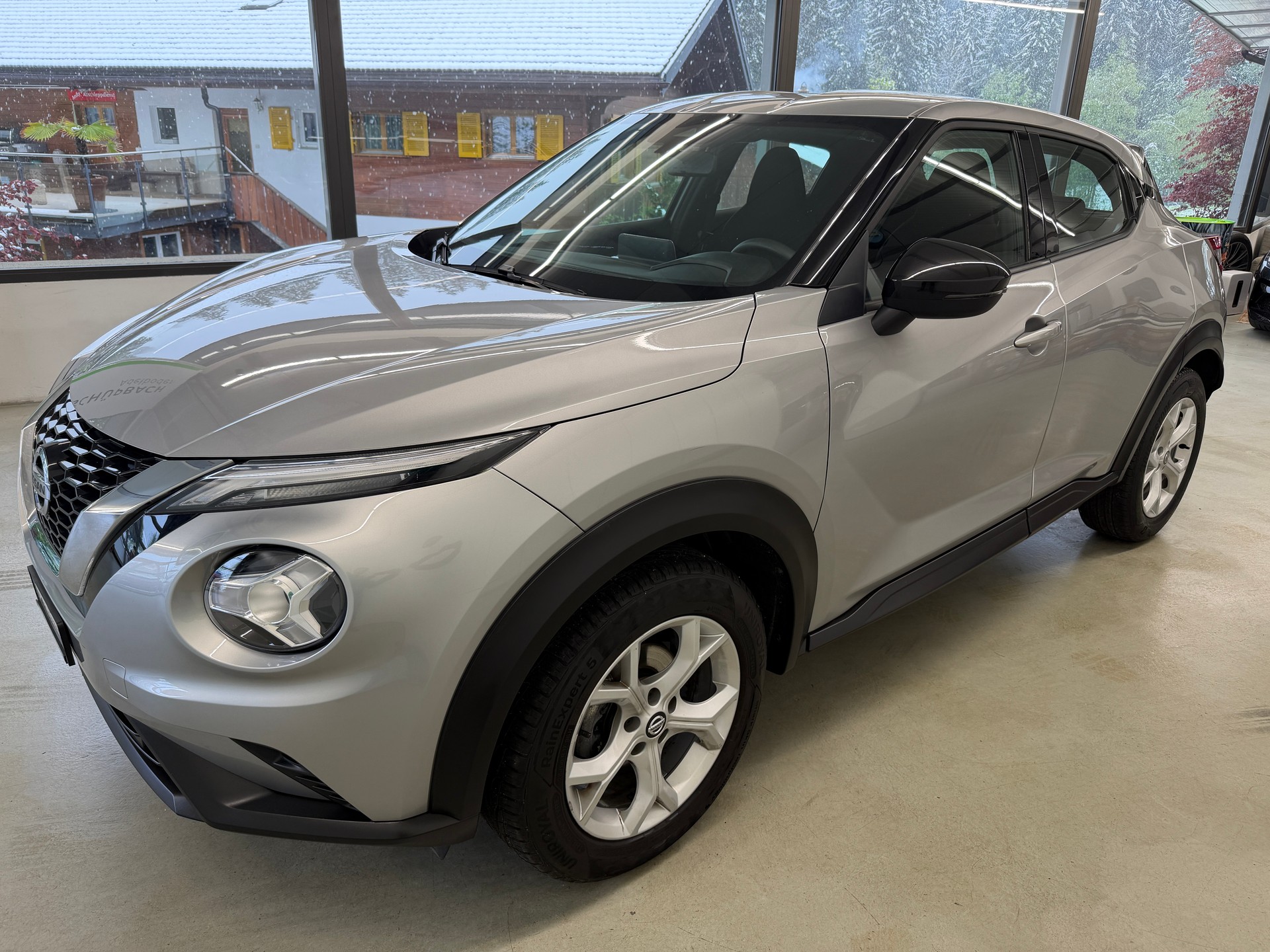 NISSAN Juke 1.0 DIG-T N-Connecta DCT-image-7