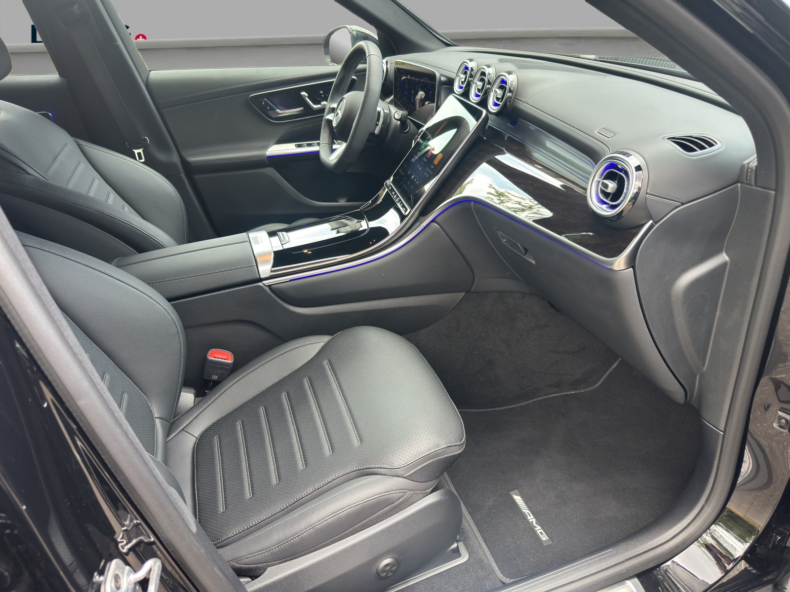 MERCEDES-BENZ GLC 200 4Matic 9G-Tronic-image-8