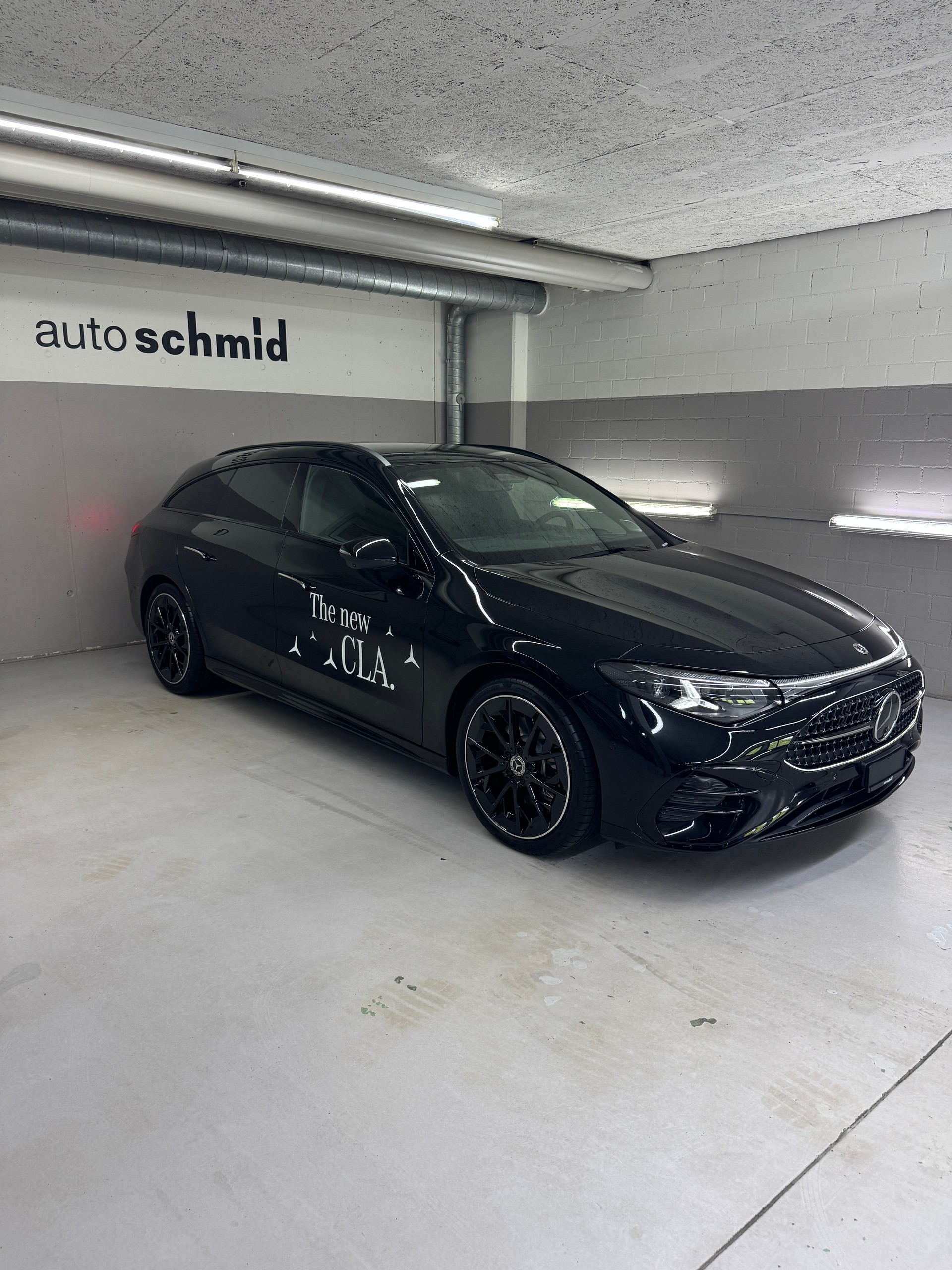 MERCEDES-BENZ CLA Shooting Brake 220 4Matic-image-0