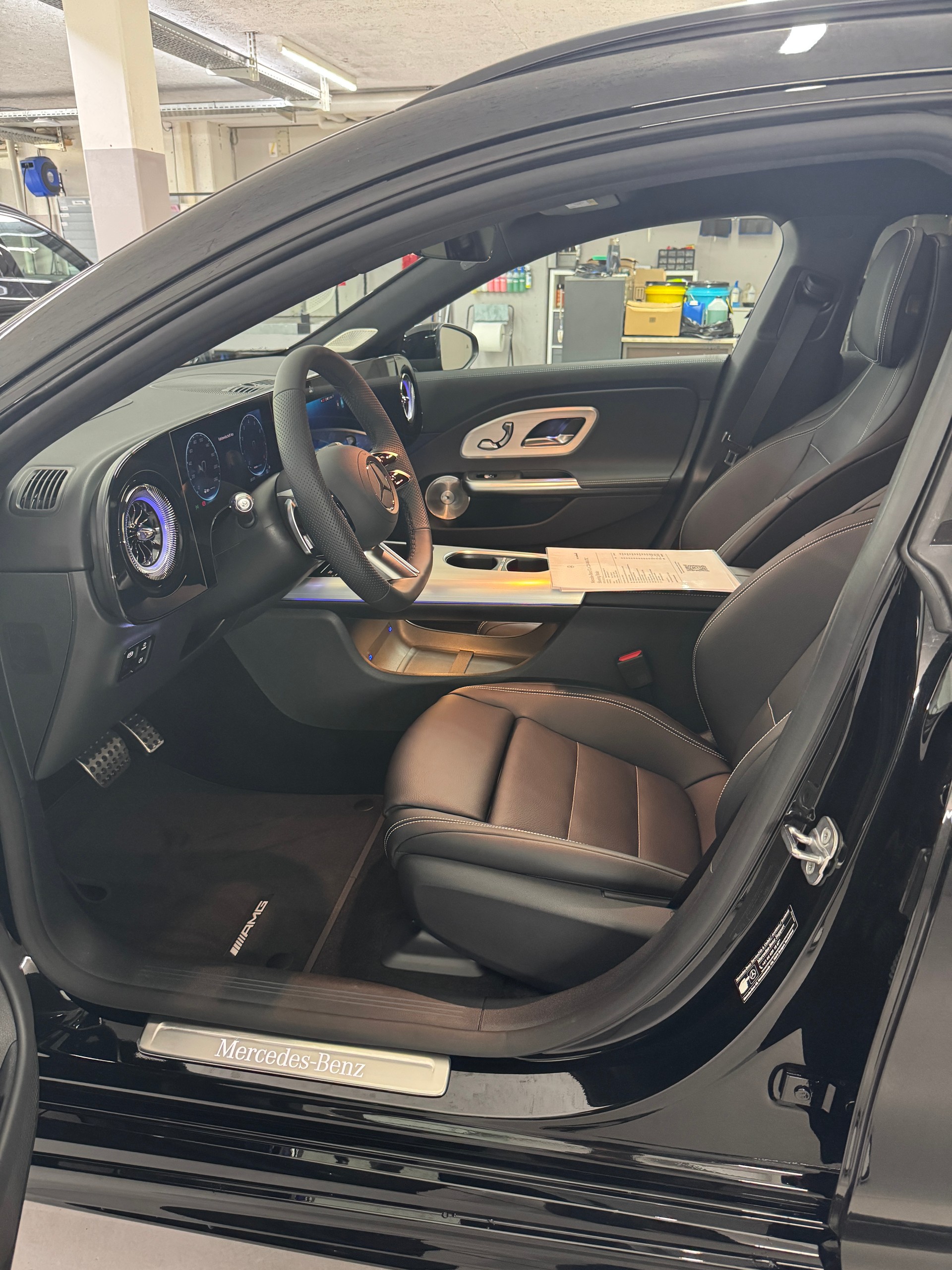 MERCEDES-BENZ CLA Shooting Brake 220 4Matic-image-6