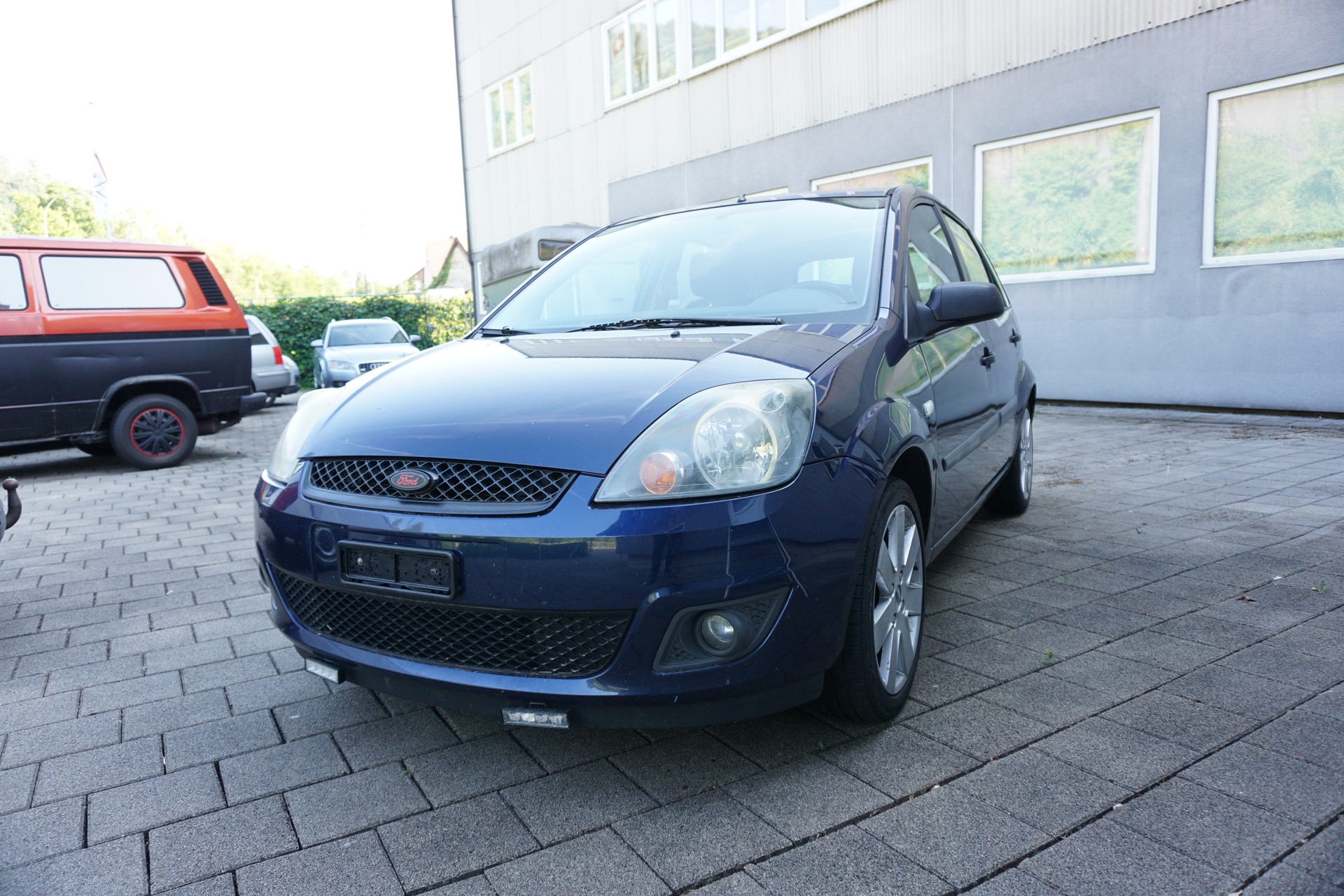FORD Fiesta 1.4 16V Trend-image-0