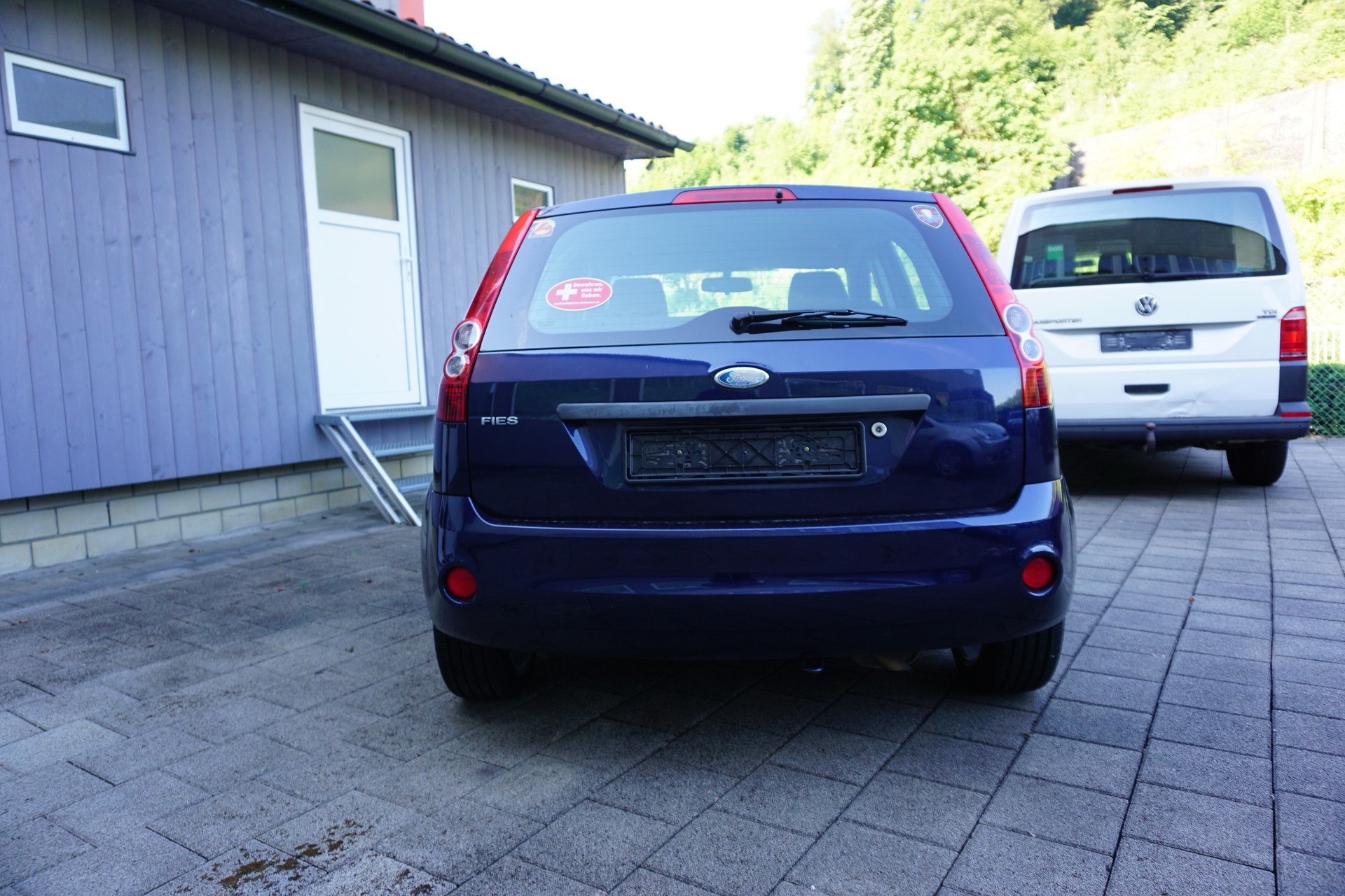FORD Fiesta 1.4 16V Trend-image-3