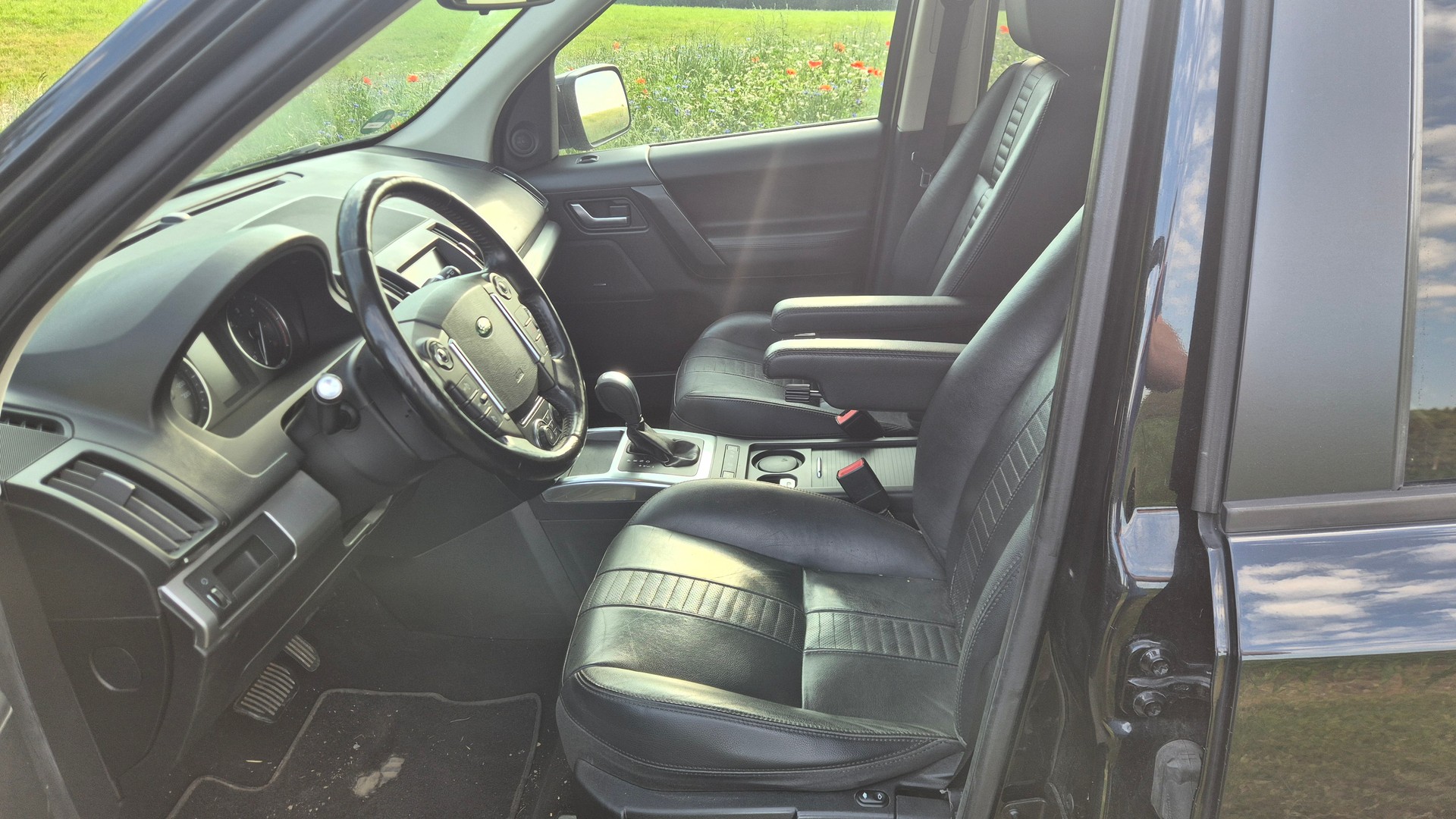 LAND ROVER Freelander 2.2 SD4 Dynamic Automatic-image-4