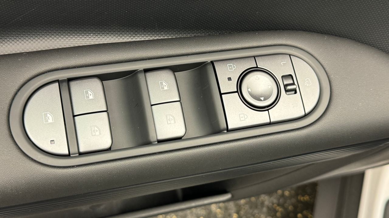 HYUNDAI Ioniq 5 Limited 84kWh-image-8