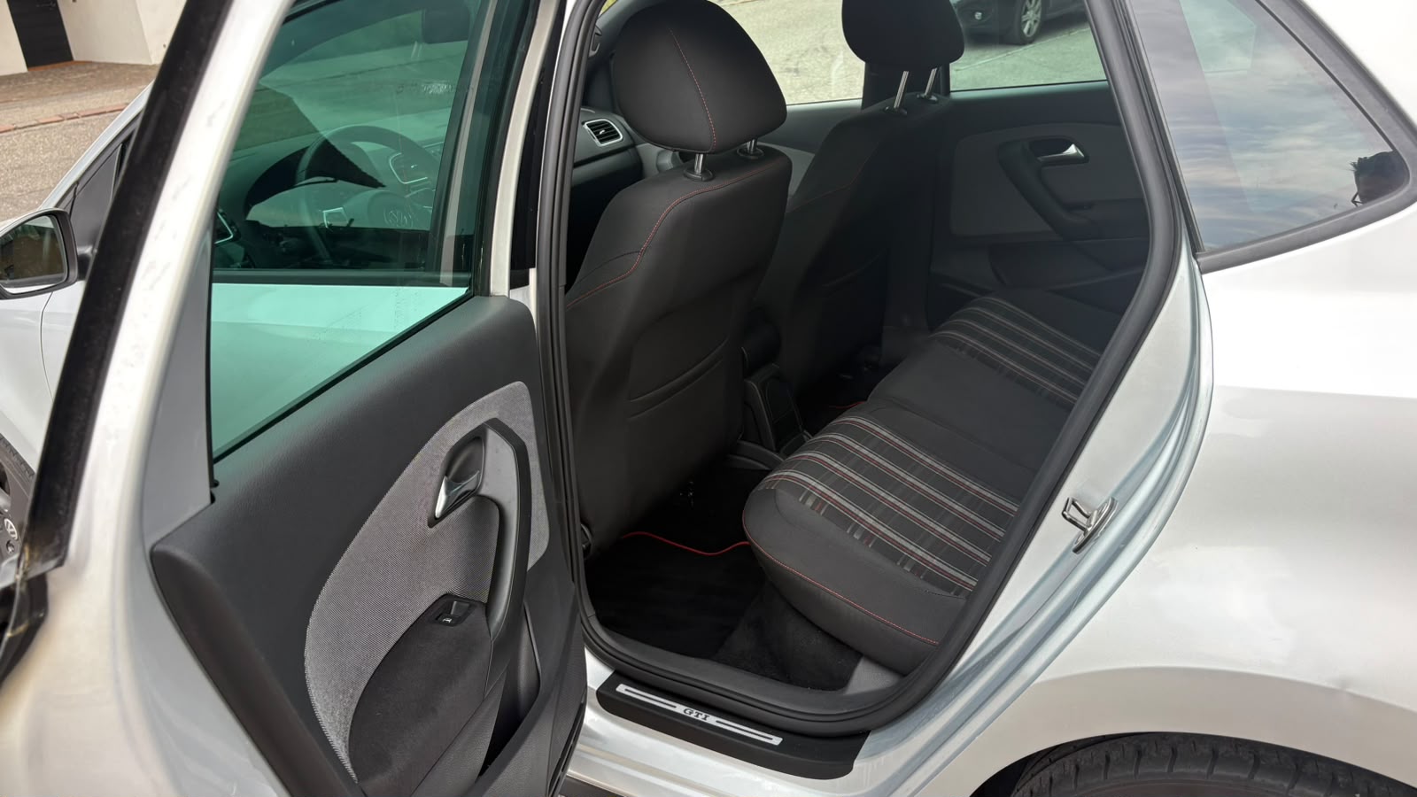 VW Polo 1.4 TSI GTI DSG-image-5