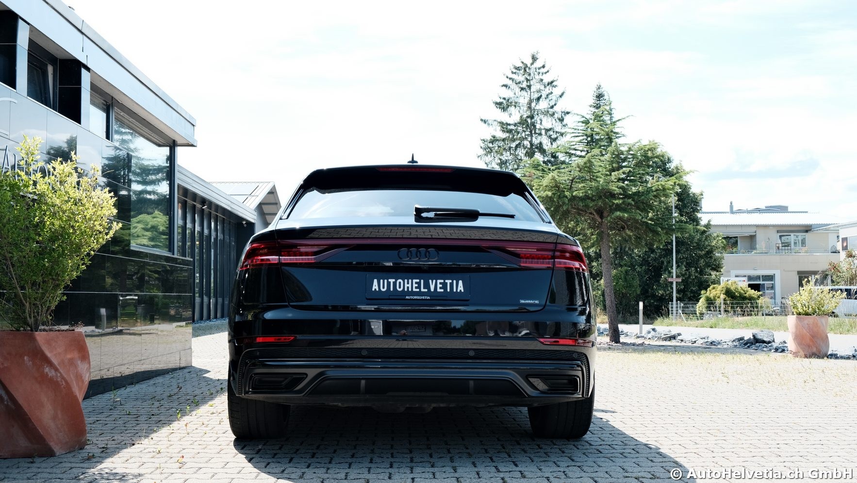 AUDI Q8 60 TFSI e quattro PHEV tiptronic-image-6
