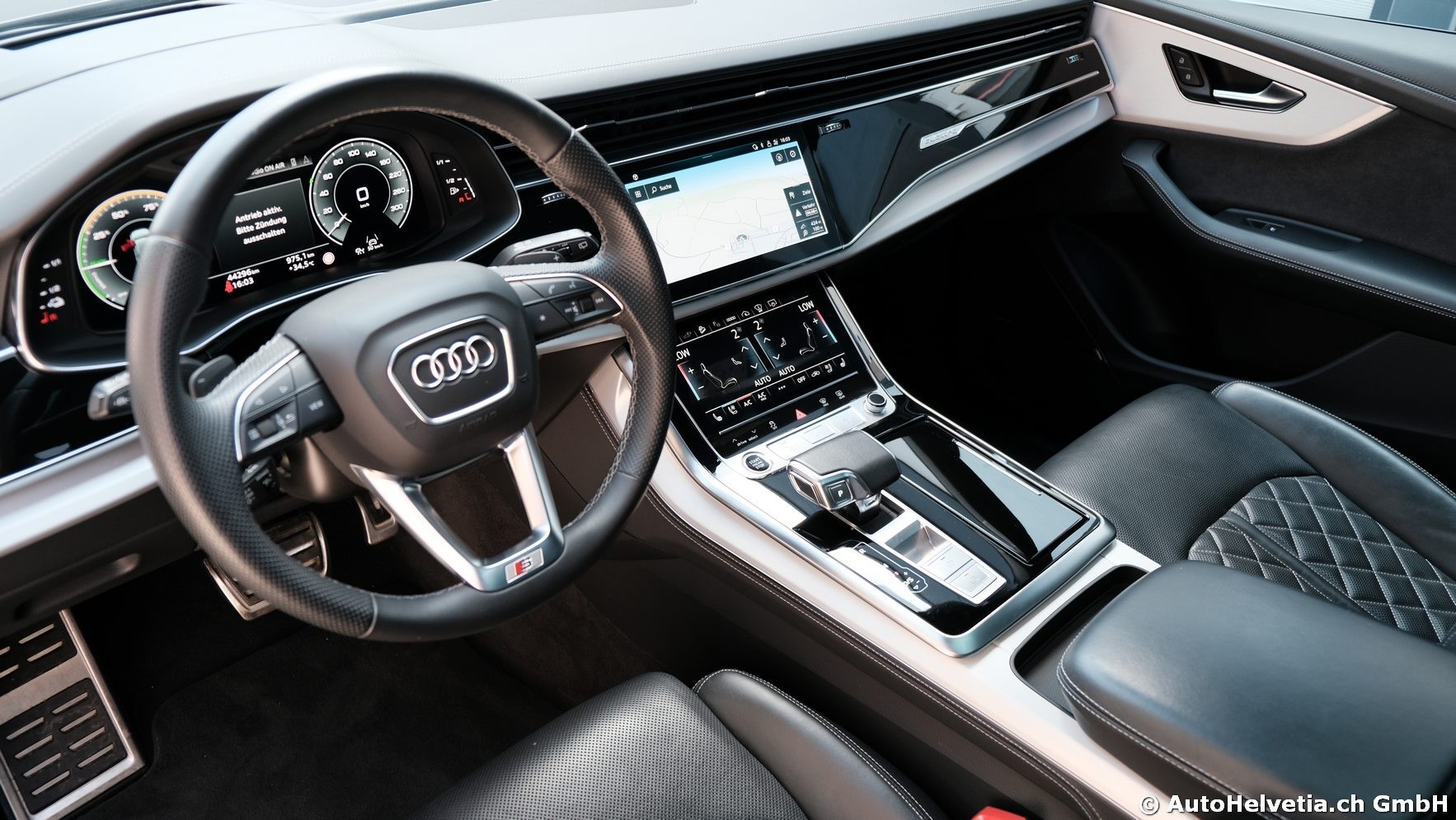 AUDI Q8 60 TFSI e quattro PHEV tiptronic-image-9