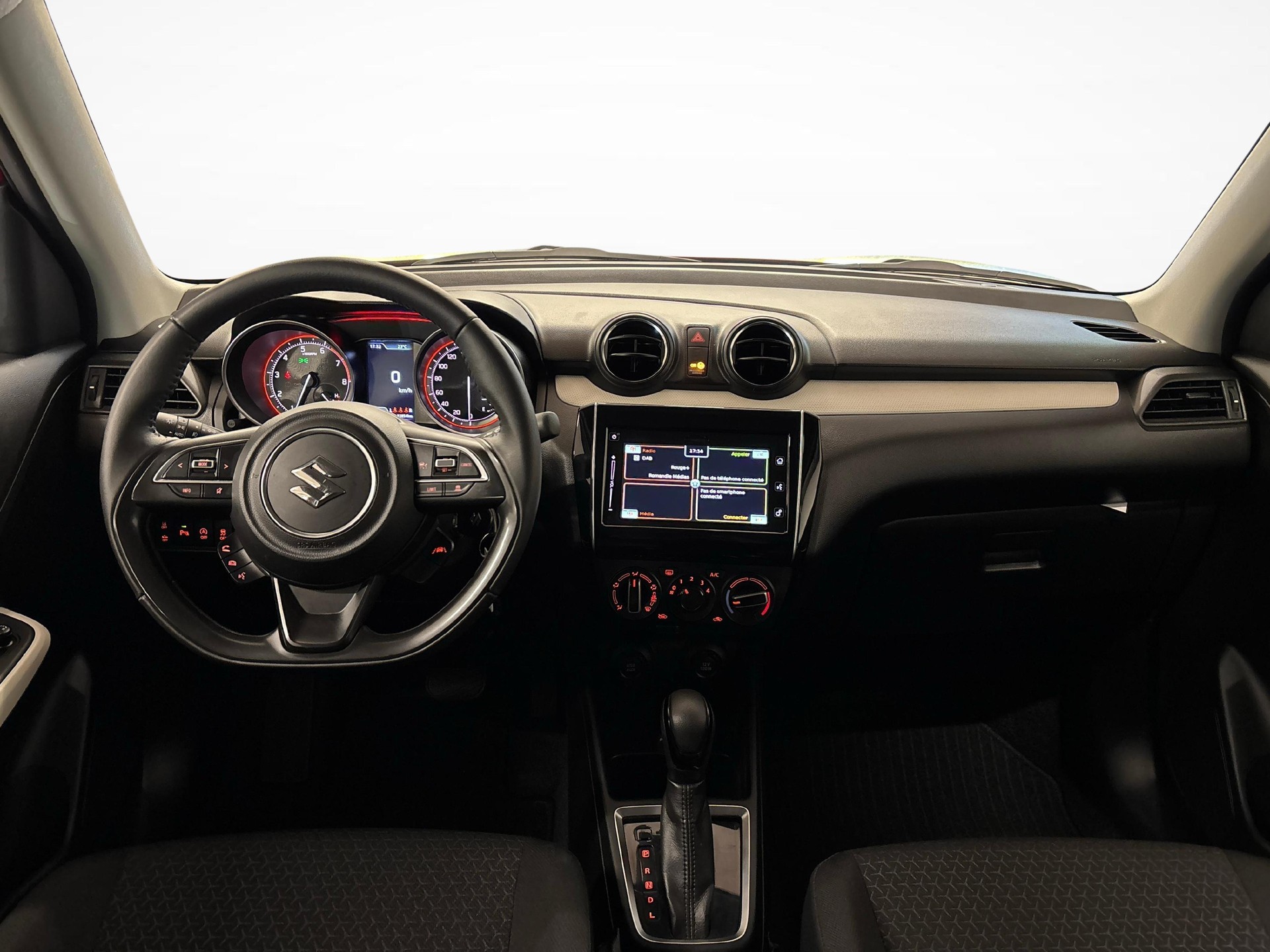 SUZUKI Swift 1.2 Compact+ Hybrid-image-10