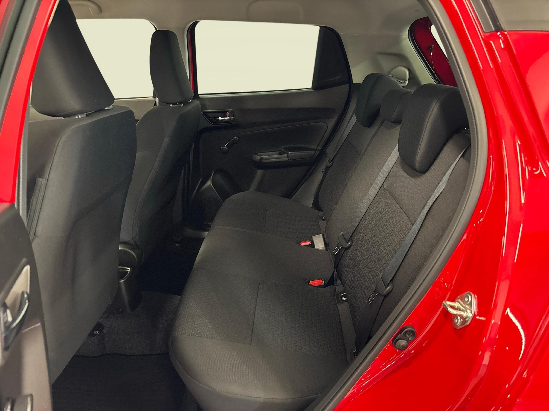 SUZUKI Swift 1.2 Compact+ Hybrid-image-9
