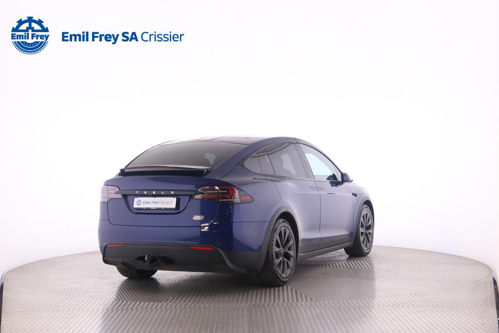 TESLA Model X Plaid-showroom-element-1