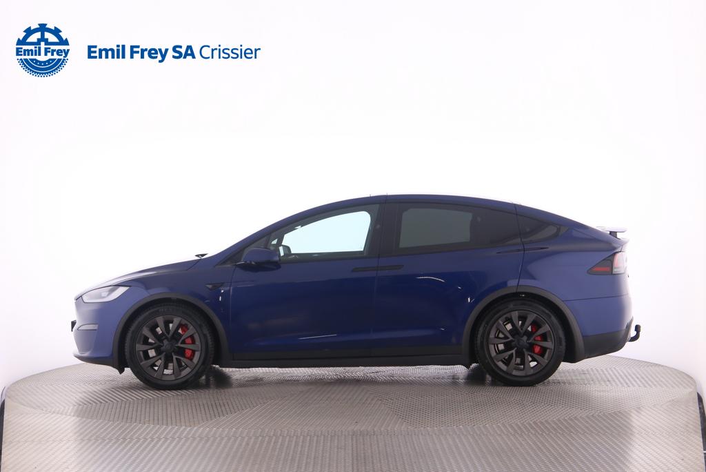 TESLA Model X Plaid-showroom-element-2