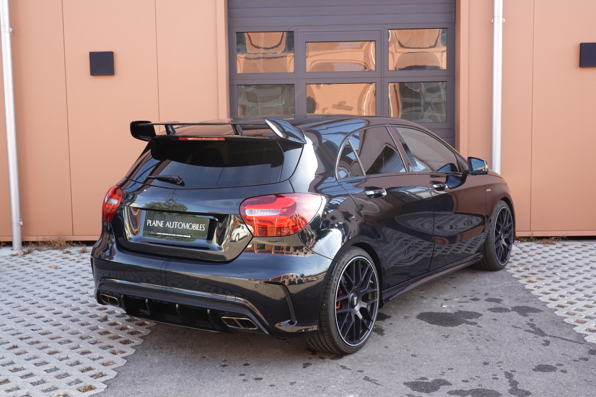 MERCEDES-BENZ A 250 Sport 4Matic 7G-DCT -" Pack AMG * Sièges Chauffants * Camera de recul* GPS * Tempomat * intérieur carbone *-image-7