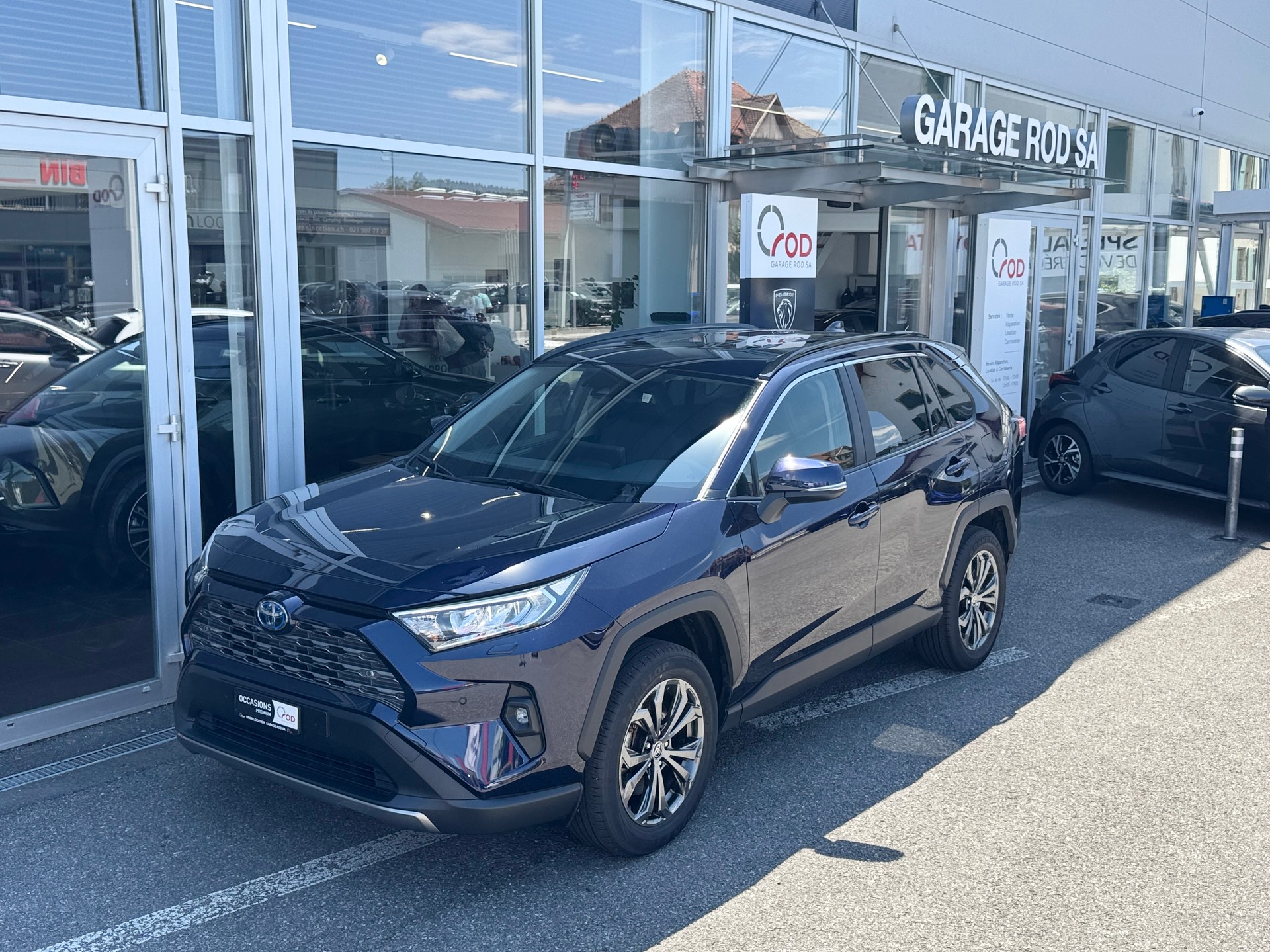 TOYOTA RAV-4 2.5 HSD Trend e-CVT-image-0