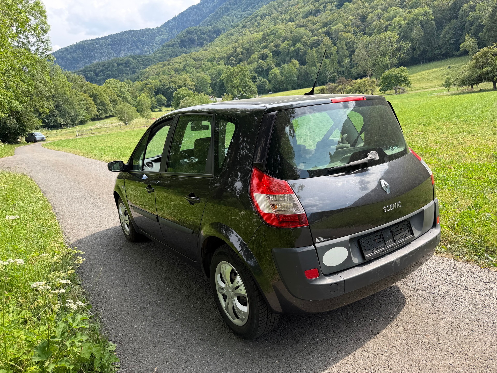RENAULT Scénic 2.0 16V Expression-image-3