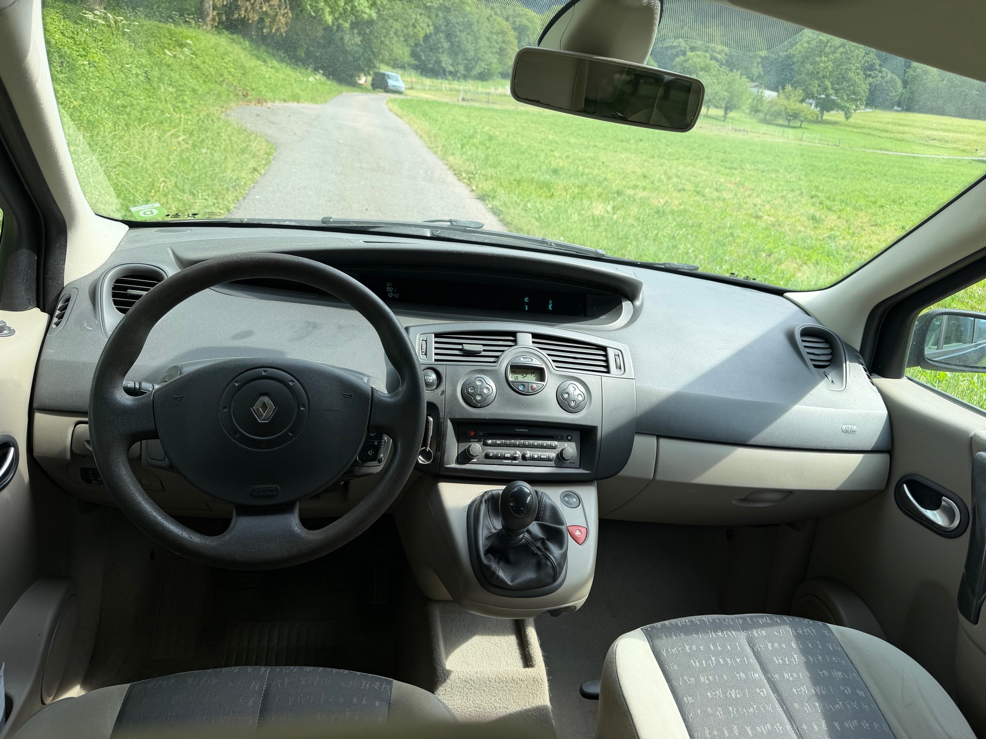 RENAULT Scénic 2.0 16V Expression-image-6