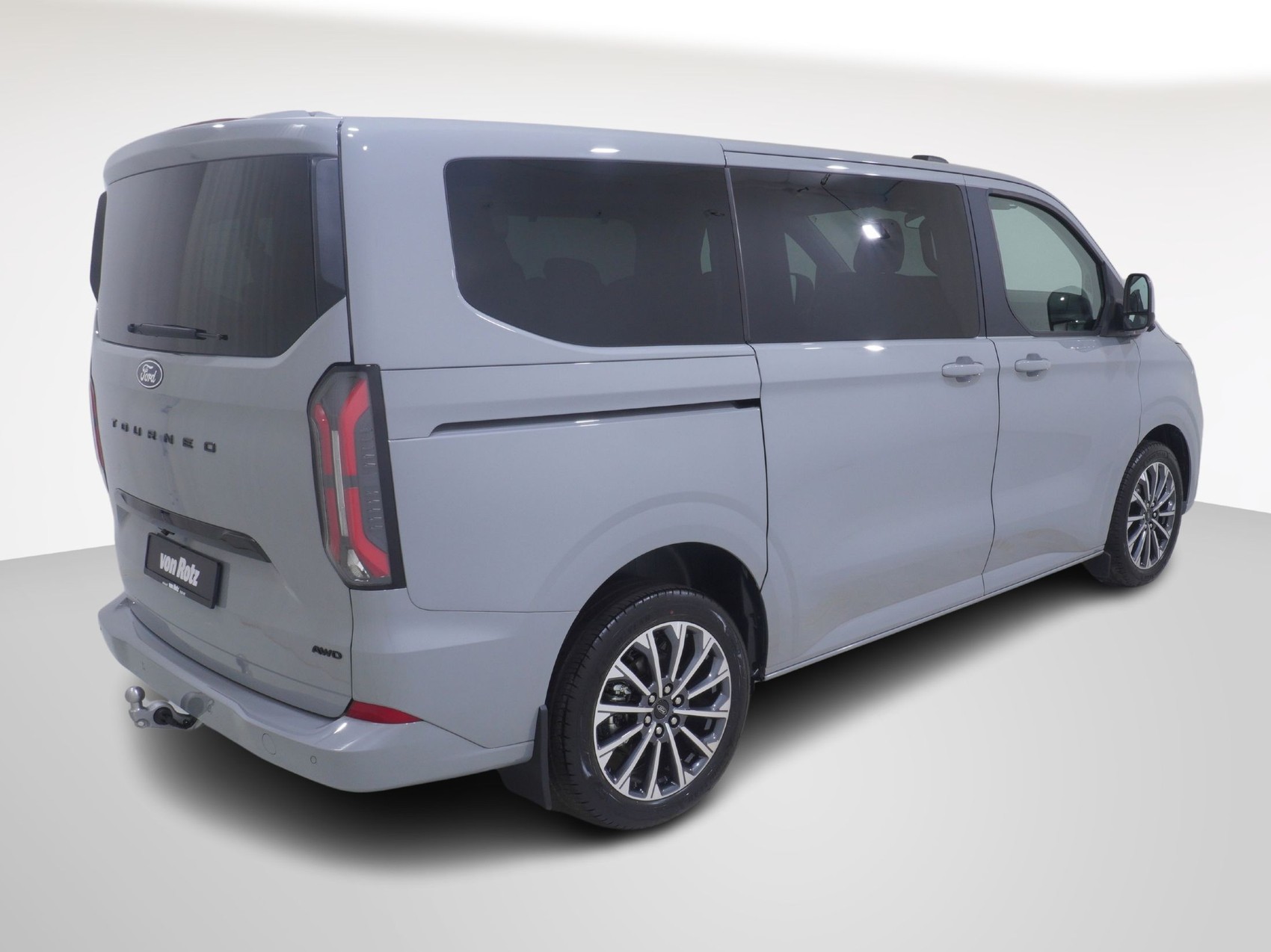 FORD Tourneo Custom 320 L1 2.0 TDCI 4x4 Titanium X-image-4