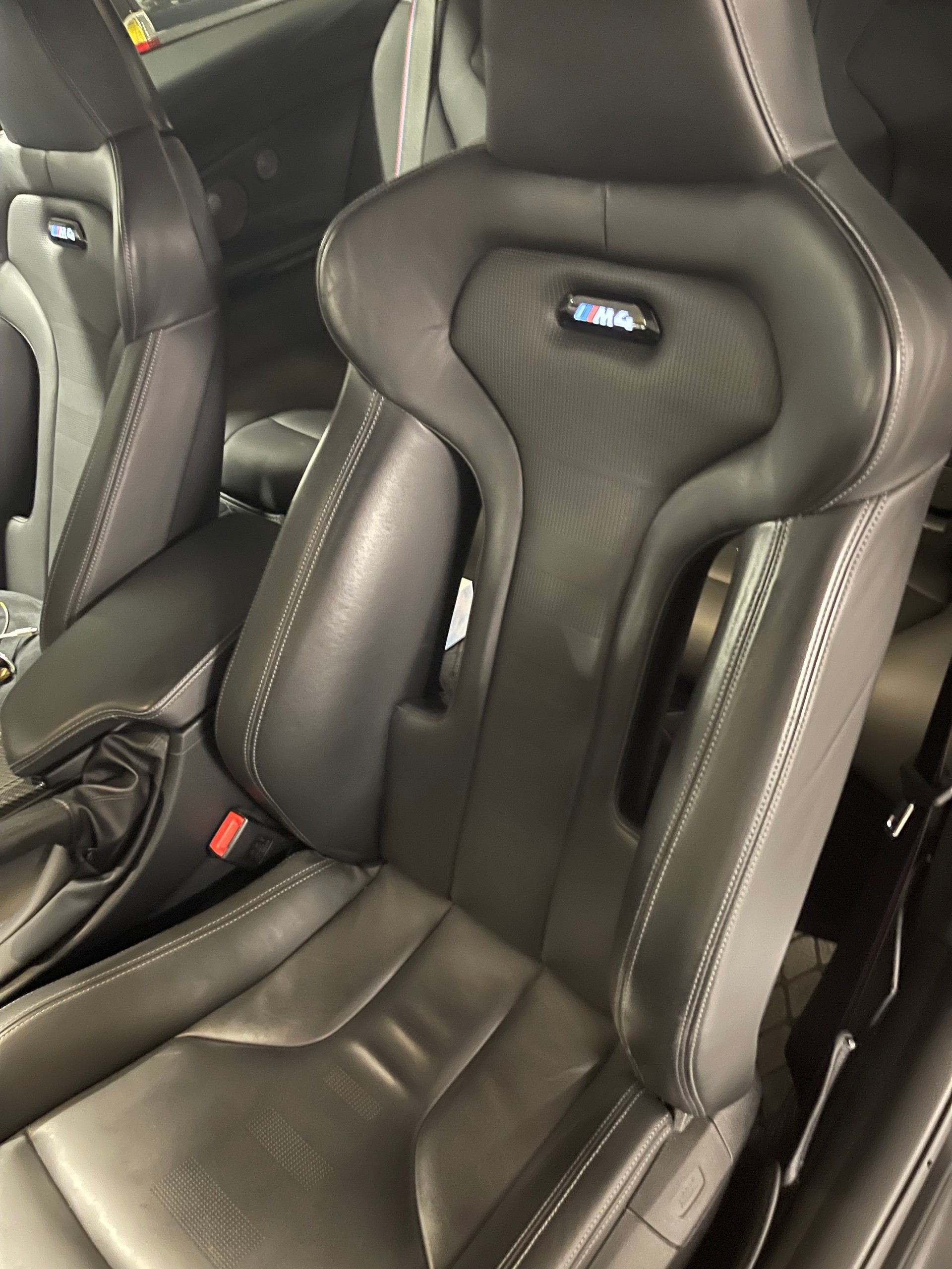 BMW M4 Competition-image-3