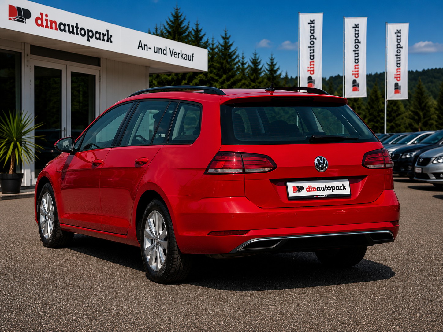 VW Golf Variant 2.0 TDI Comfortline DSG * CH-Fahrzeug * Frisch ab MFK * inkl. 1 Jahr Garantie *-image-3