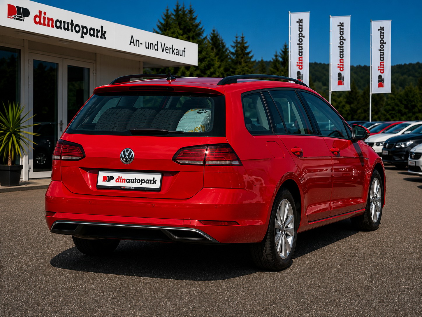 VW Golf Variant 2.0 TDI Comfortline DSG * CH-Fahrzeug * Frisch ab MFK * inkl. 1 Jahr Garantie *-image-5