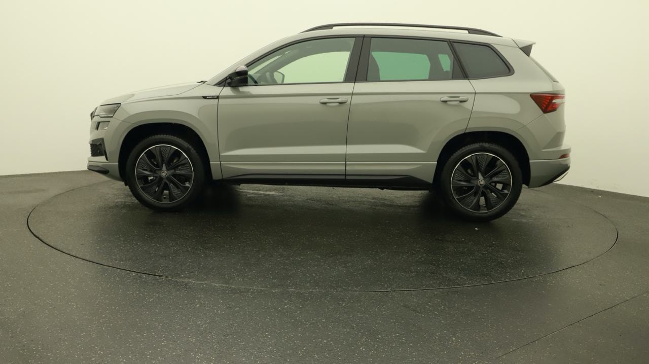SKODA Karoq 2.0 TSI SportLine 4x4 DSG-image-1
