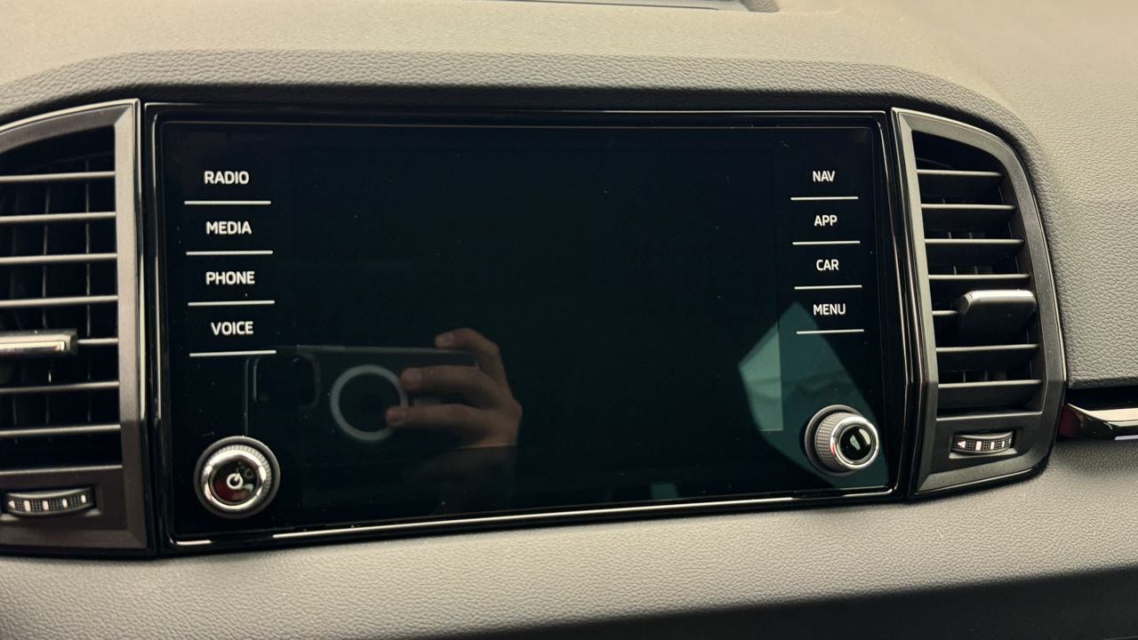 SKODA Karoq 2.0 TSI SportLine 4x4 DSG-image-7